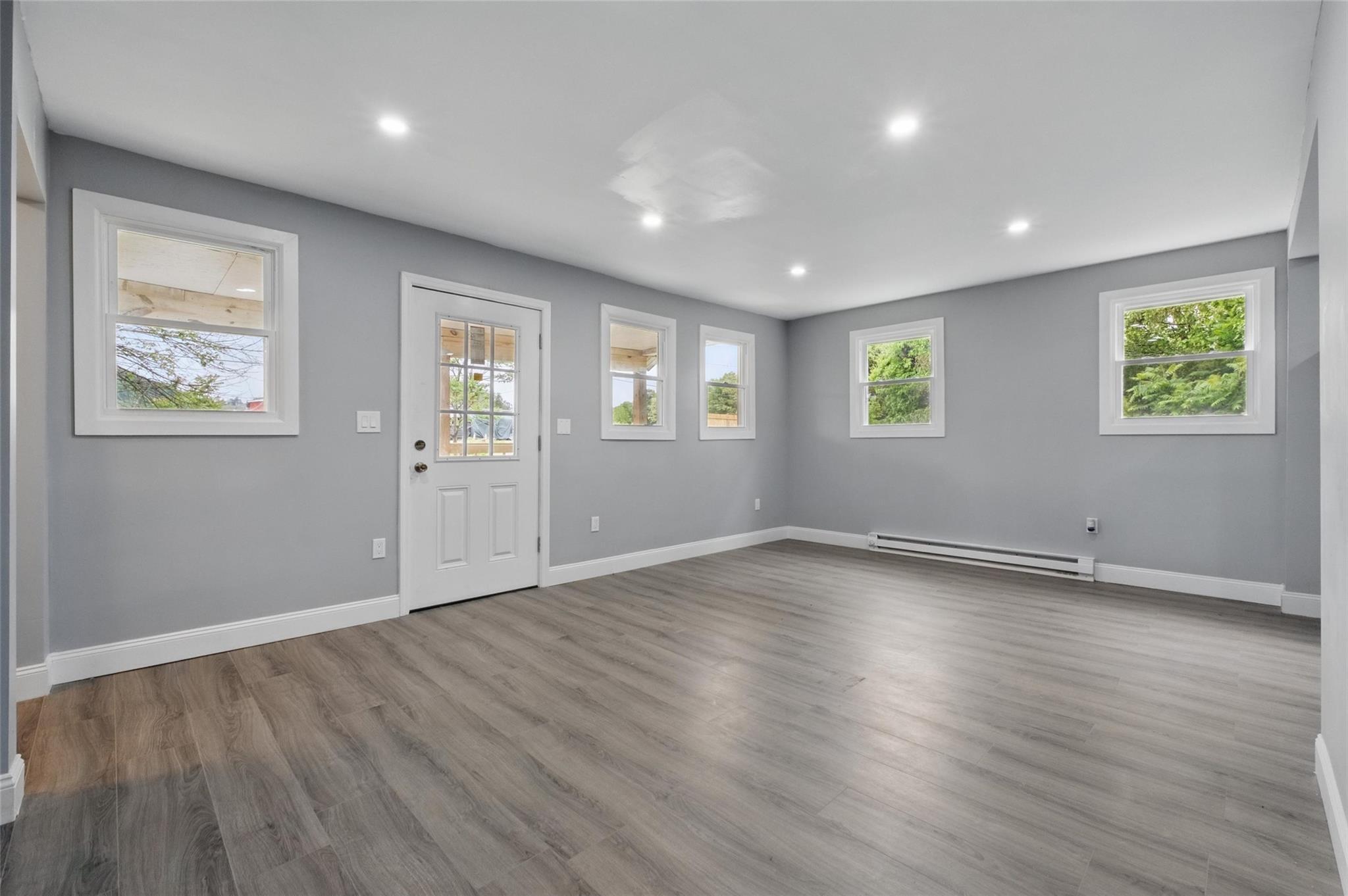 Single Family Broadway/route 9w  Ulster County, NY 12487, MLS-864204-6