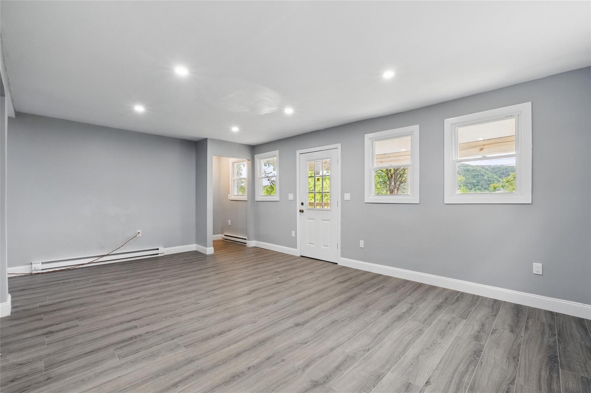Single Family Broadway/route 9w  Ulster County, NY 12487, MLS-864204-7