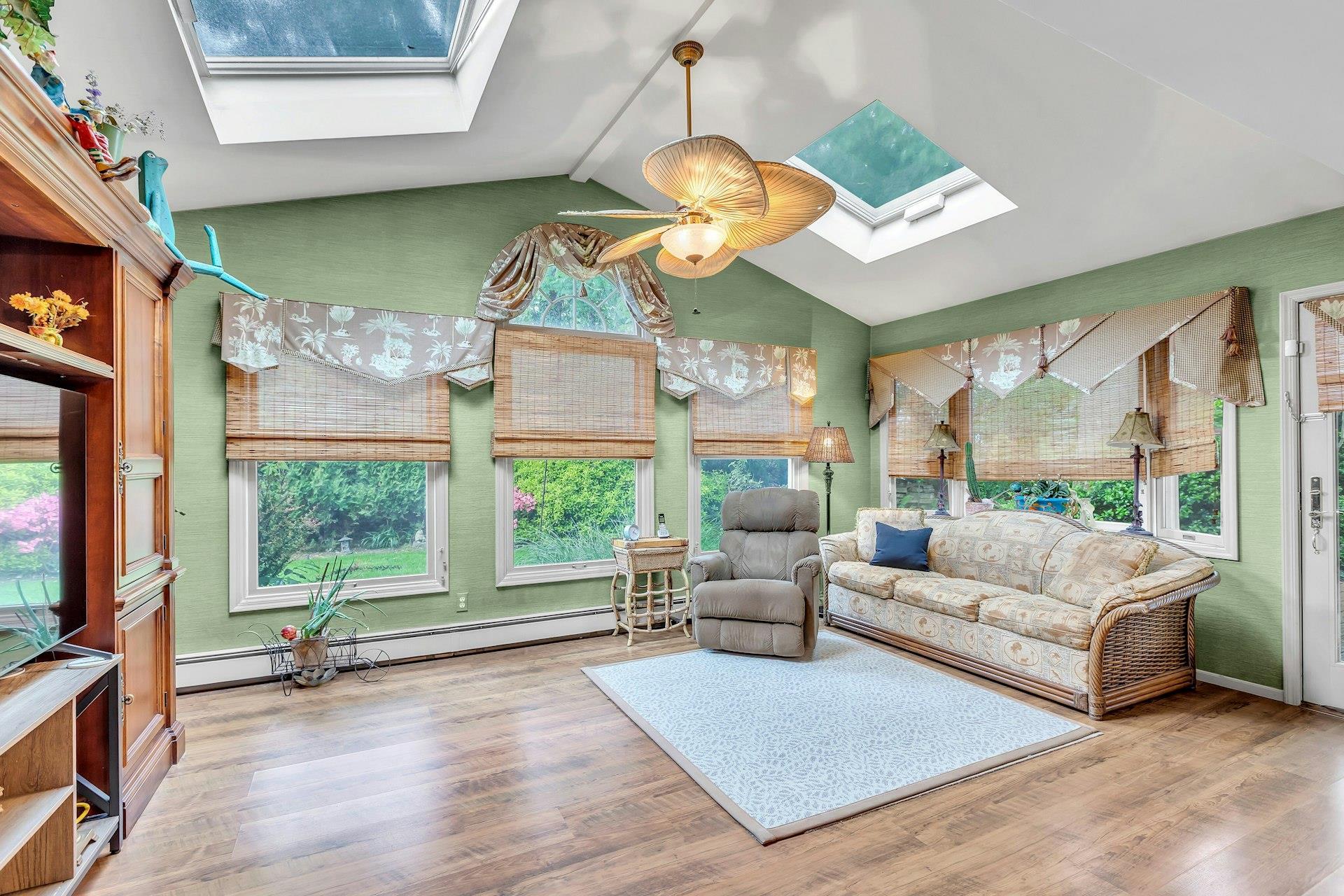 Single Family Warren  Nassau County, NY 11803, MLS-864219-19