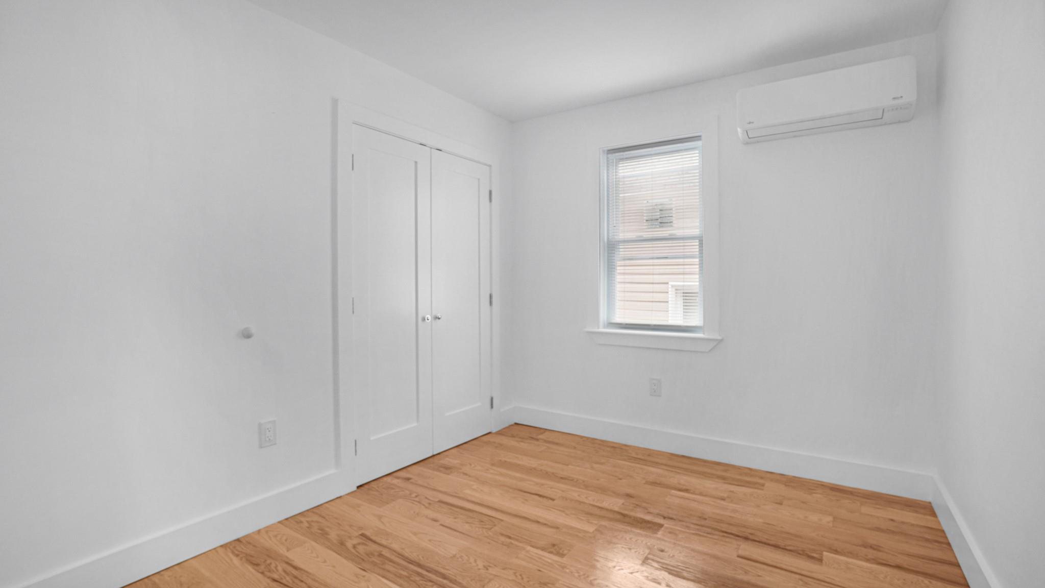 Single Family Duryea Ave  Bronx, NY 10466, MLS-864228-16