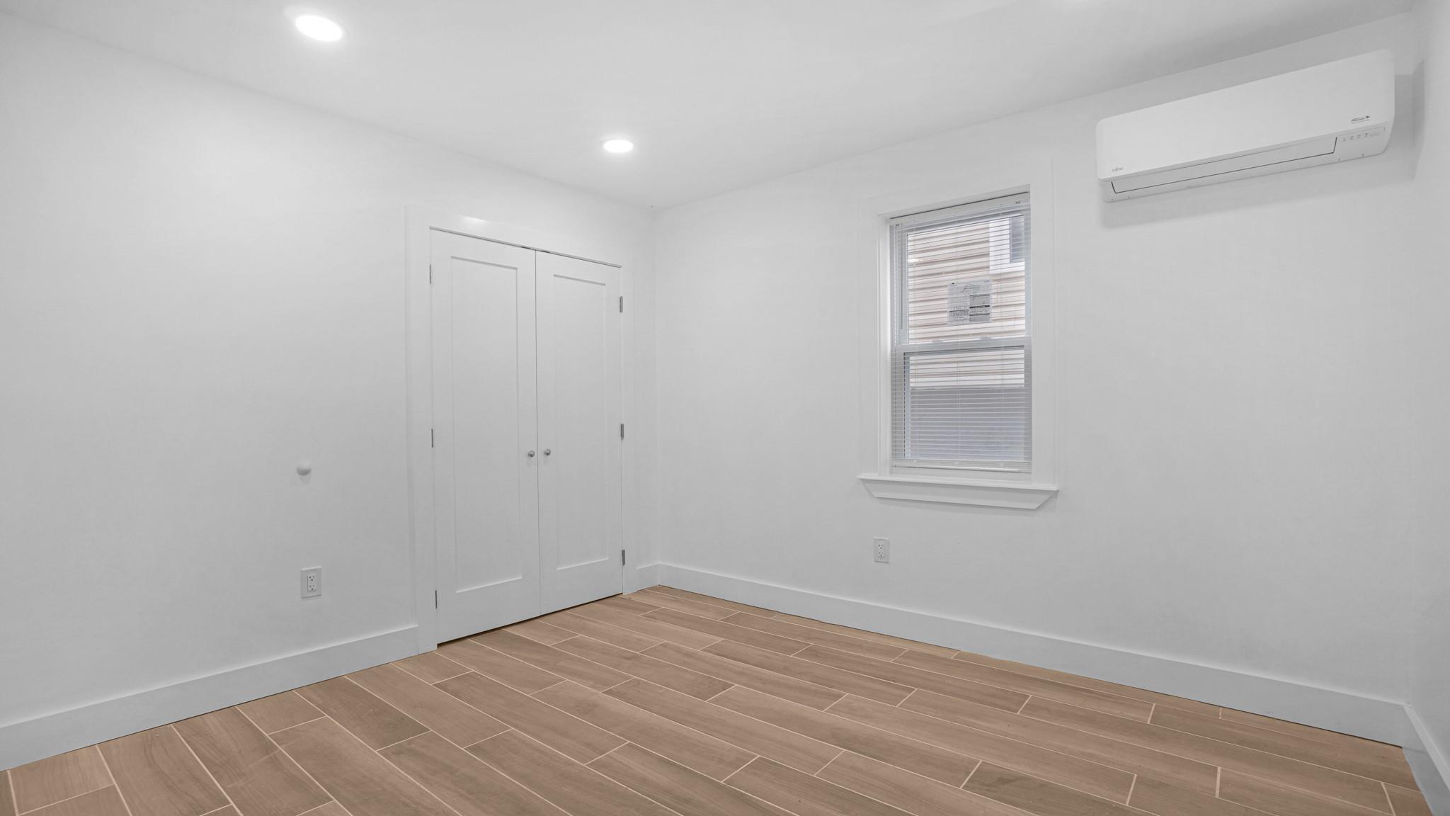 Single Family Duryea Ave  Bronx, NY 10466, MLS-864228-4