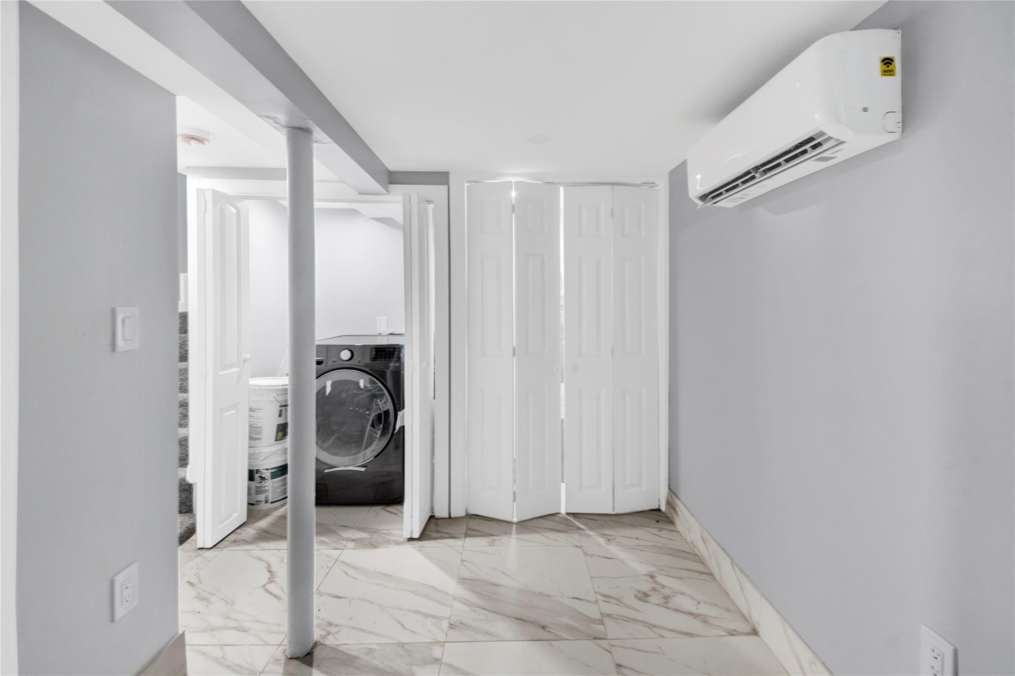 Single Family Terrace  Bronx, NY 10464, MLS-864237-17