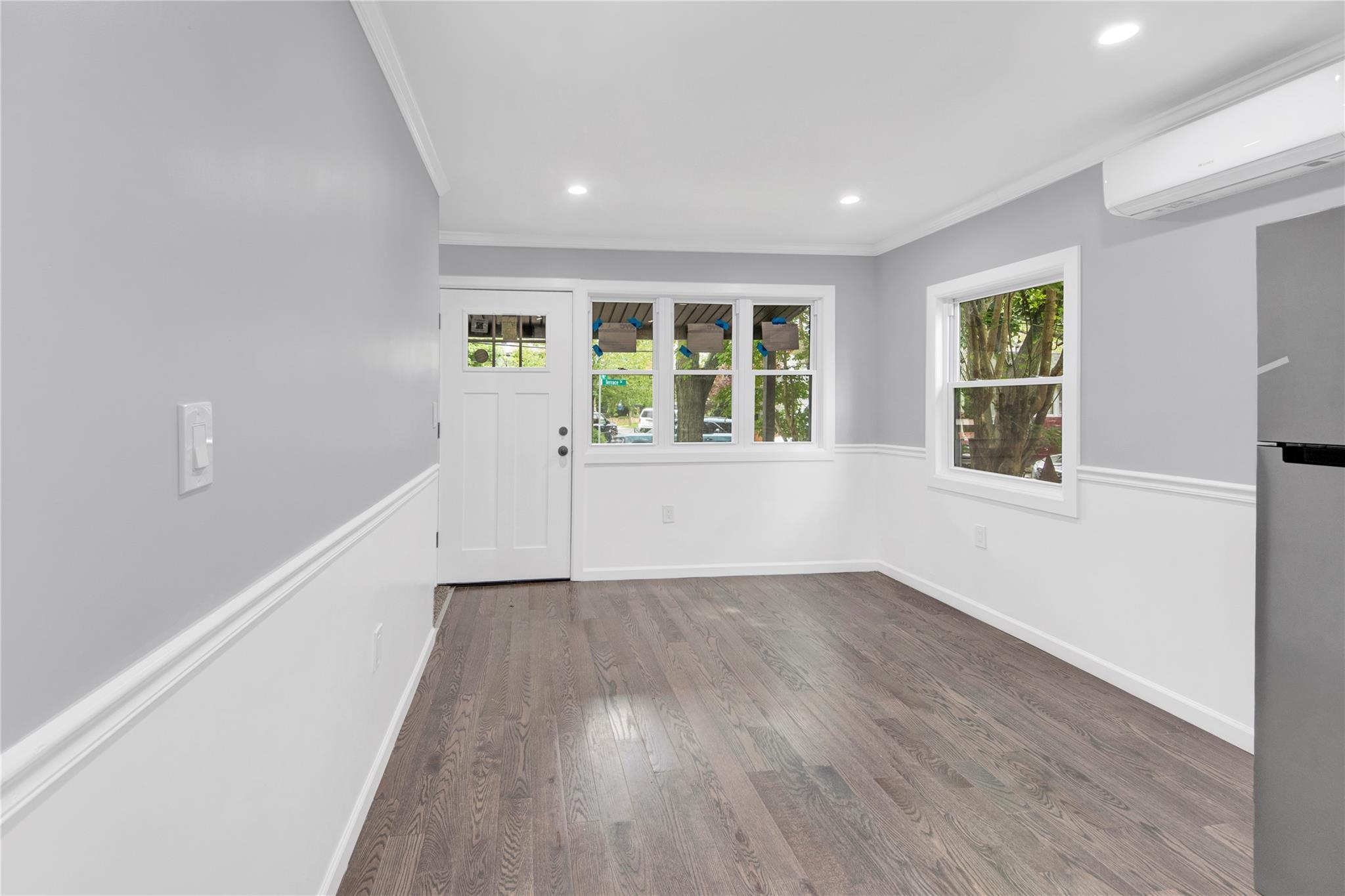 Single Family Terrace  Bronx, NY 10464, MLS-864237-7