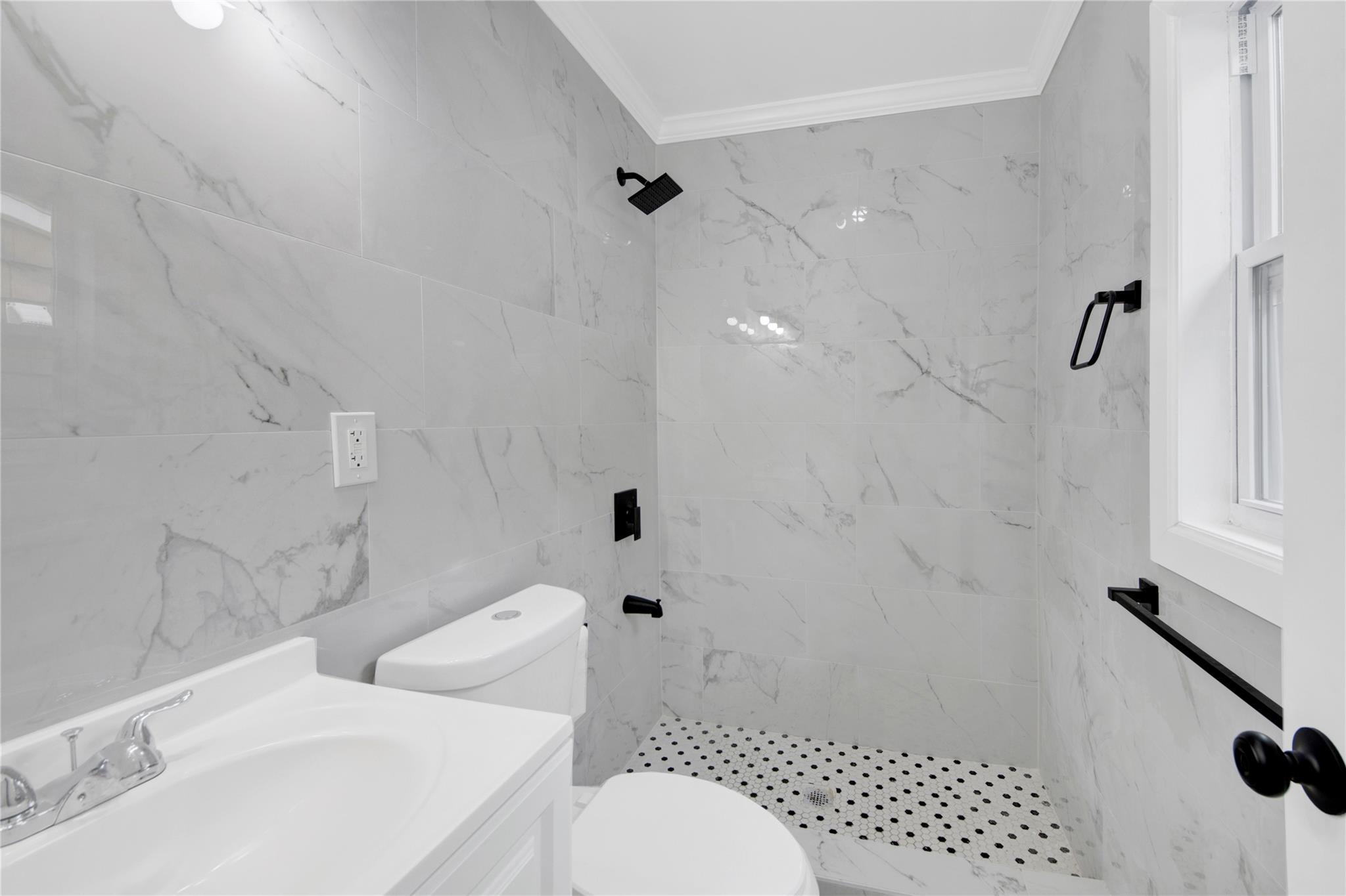 Single Family Terrace  Bronx, NY 10464, MLS-864237-8