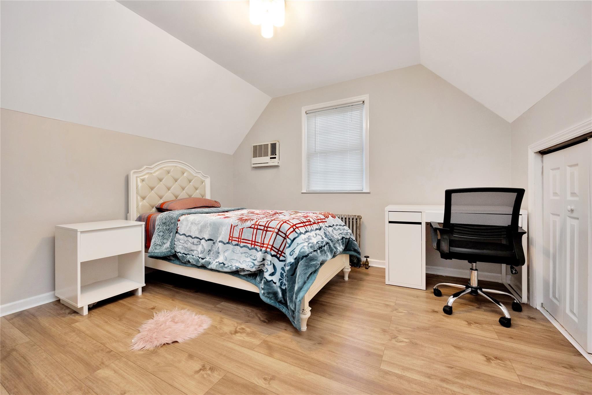 Single Family Cornwell  Nassau County, NY 11596, MLS-864263-12