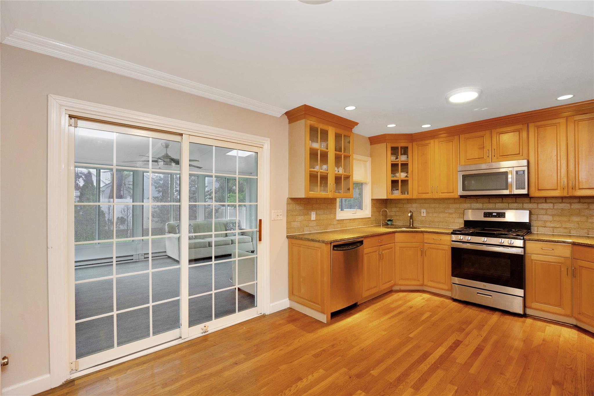 Single Family Cornwell  Nassau County, NY 11596, MLS-864263-6