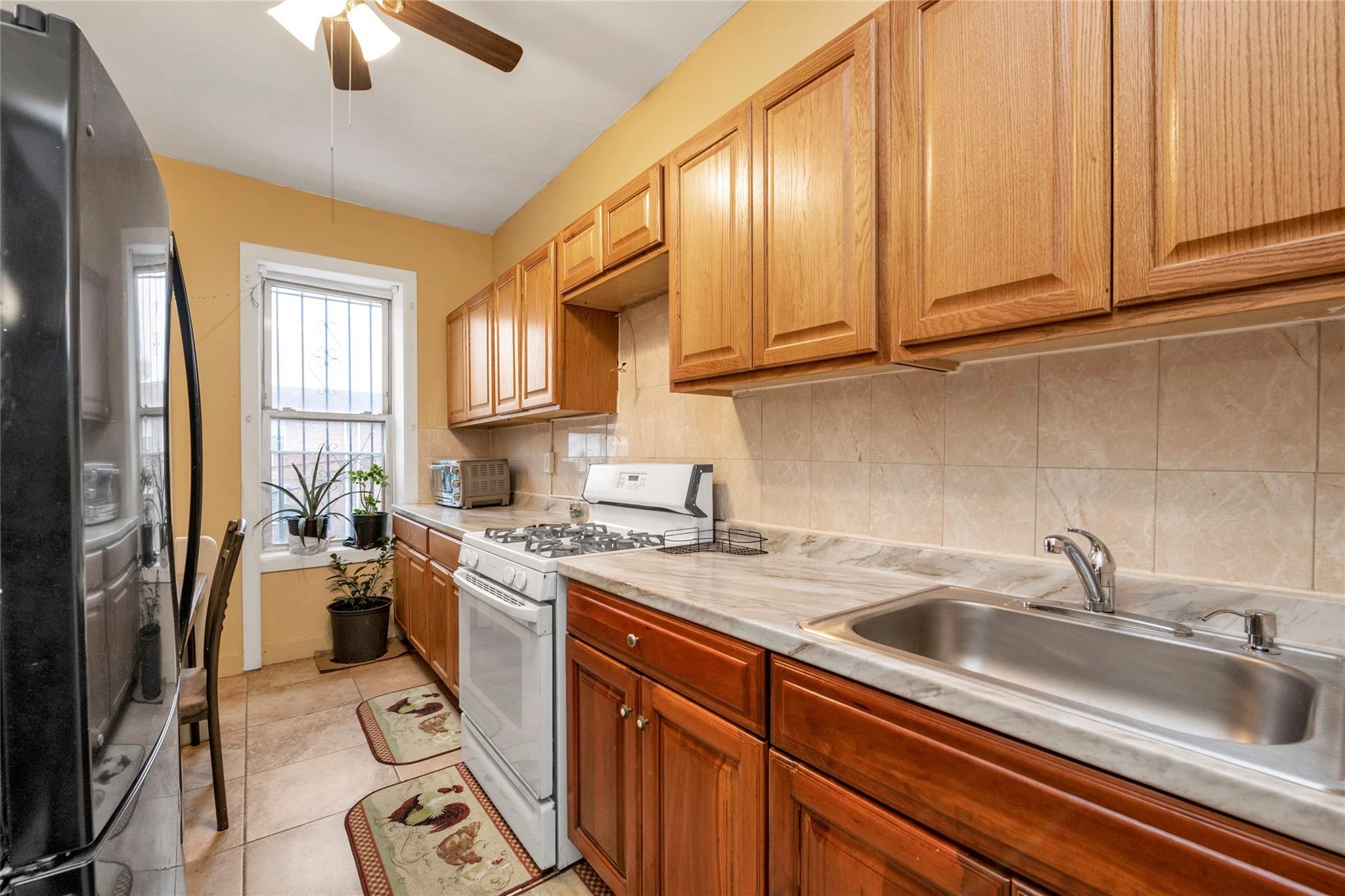Single Family Fountain  Brooklyn, NY 11208, MLS-864280-5