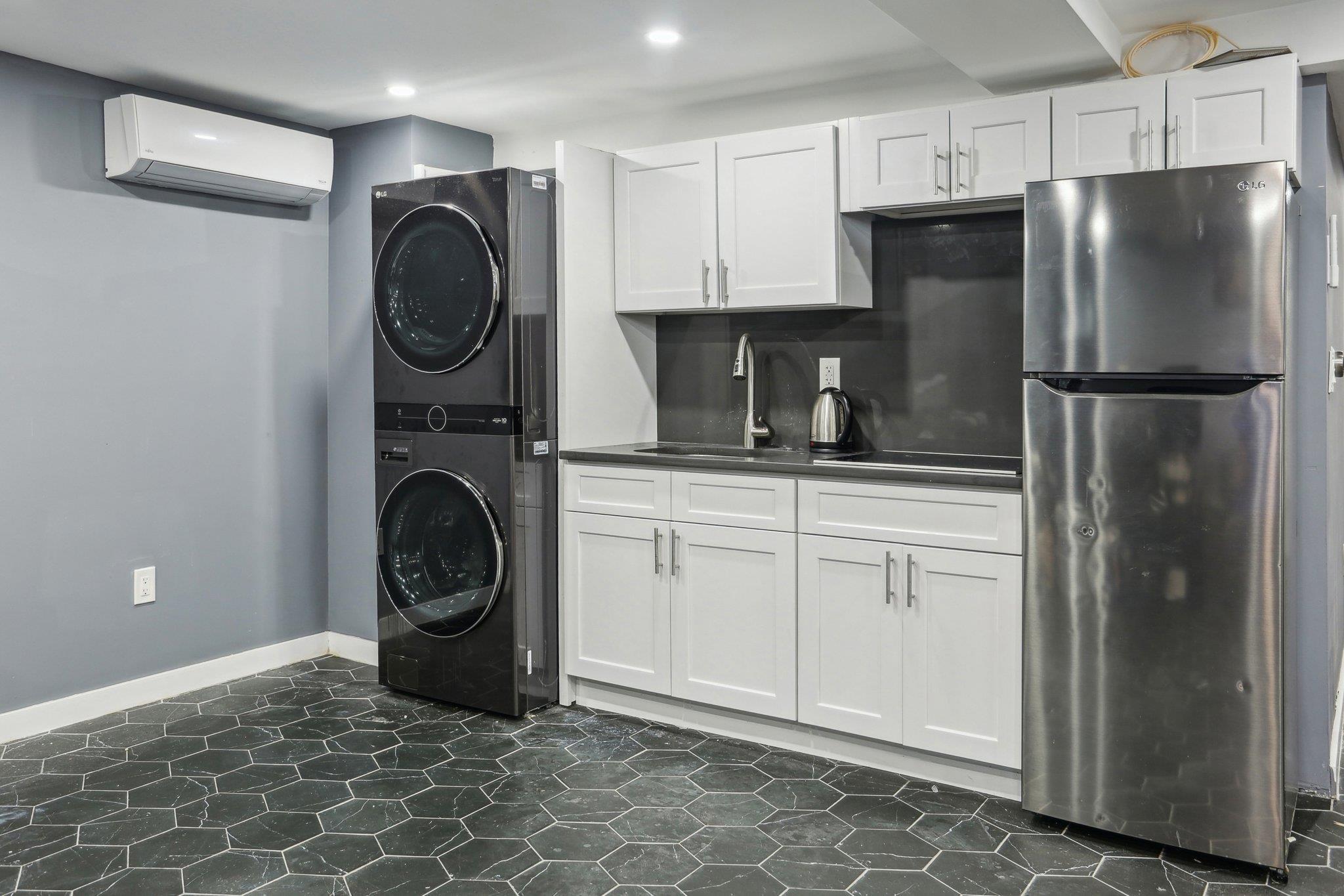 Single Family 169th  Queens, NY 11432, MLS-864294-12