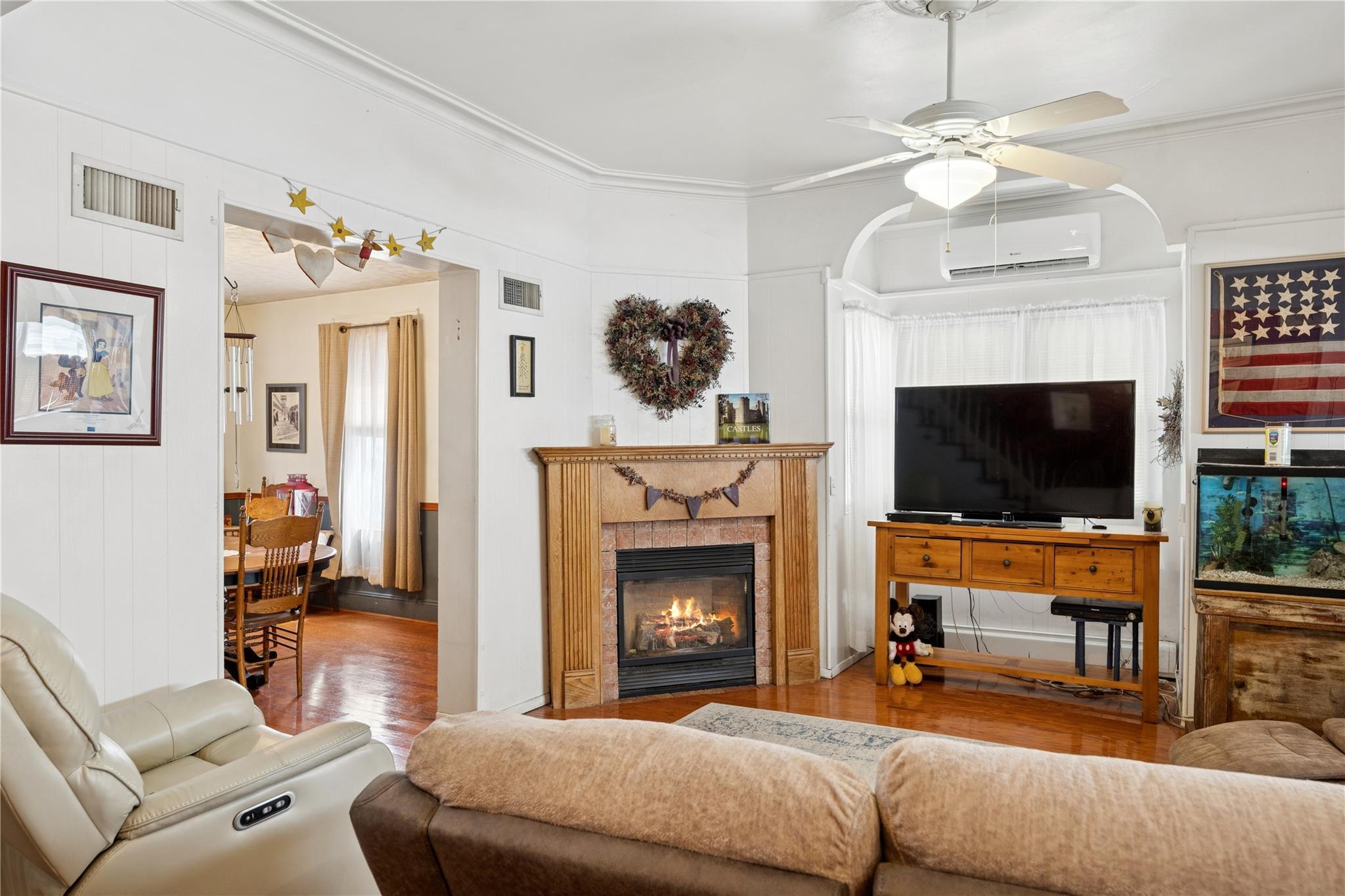 Single Family Caldwell  Queens, NY 11378, MLS-864297-9