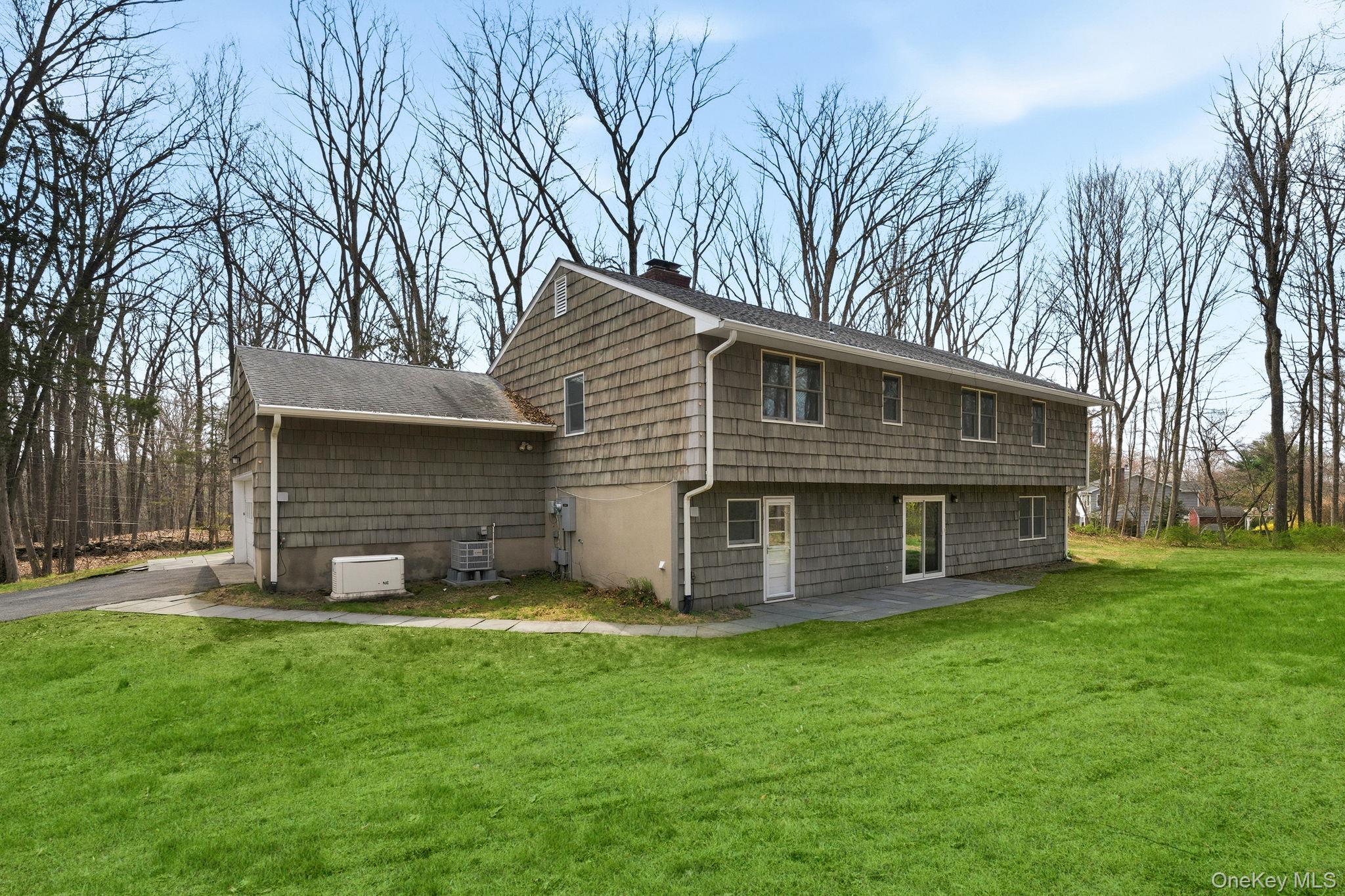 Single Family Croton Lake  Westchester County, NY 10598, MLS-864328-32