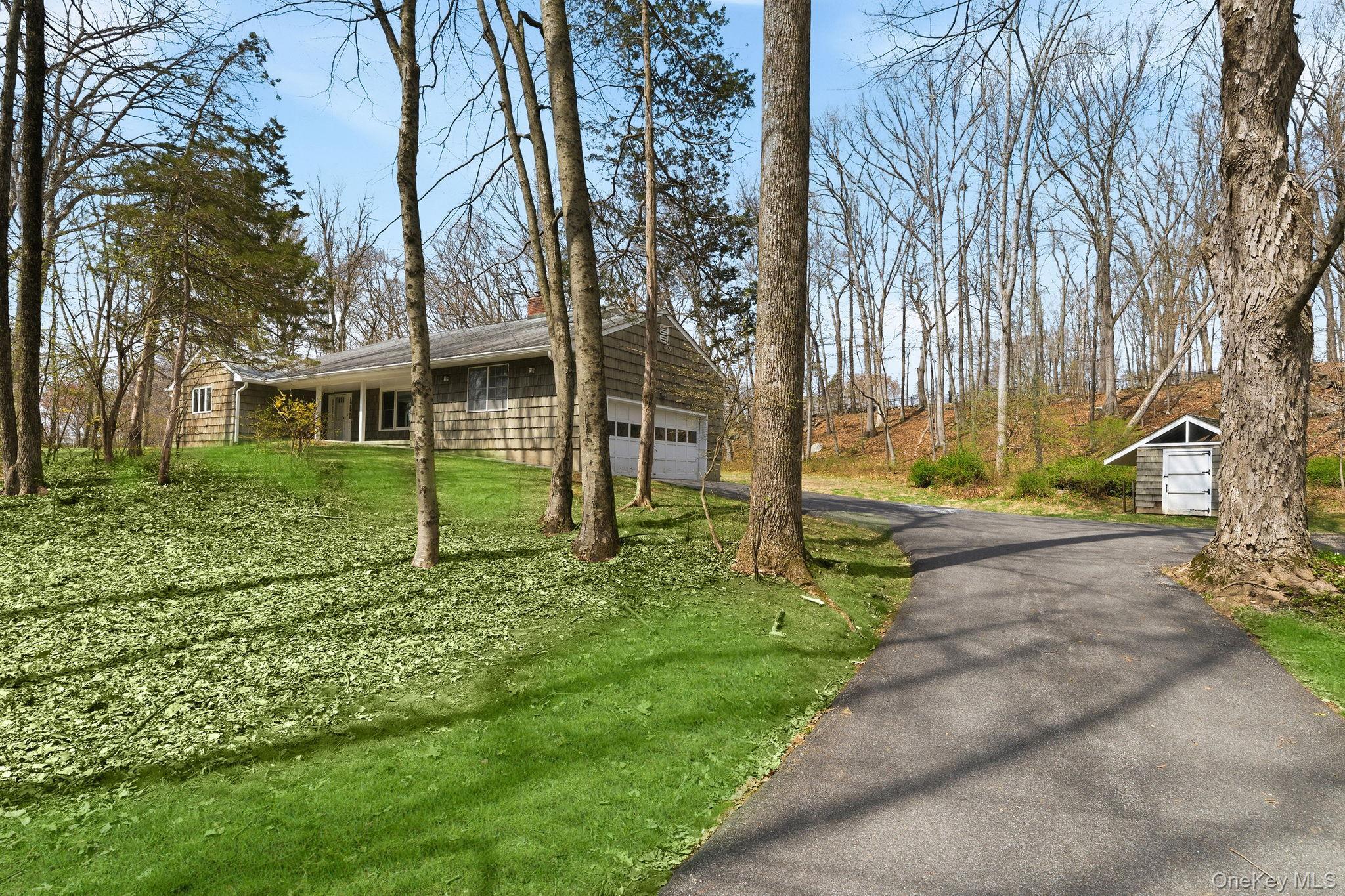 Single Family Croton Lake  Westchester County, NY 10598, MLS-864328-38