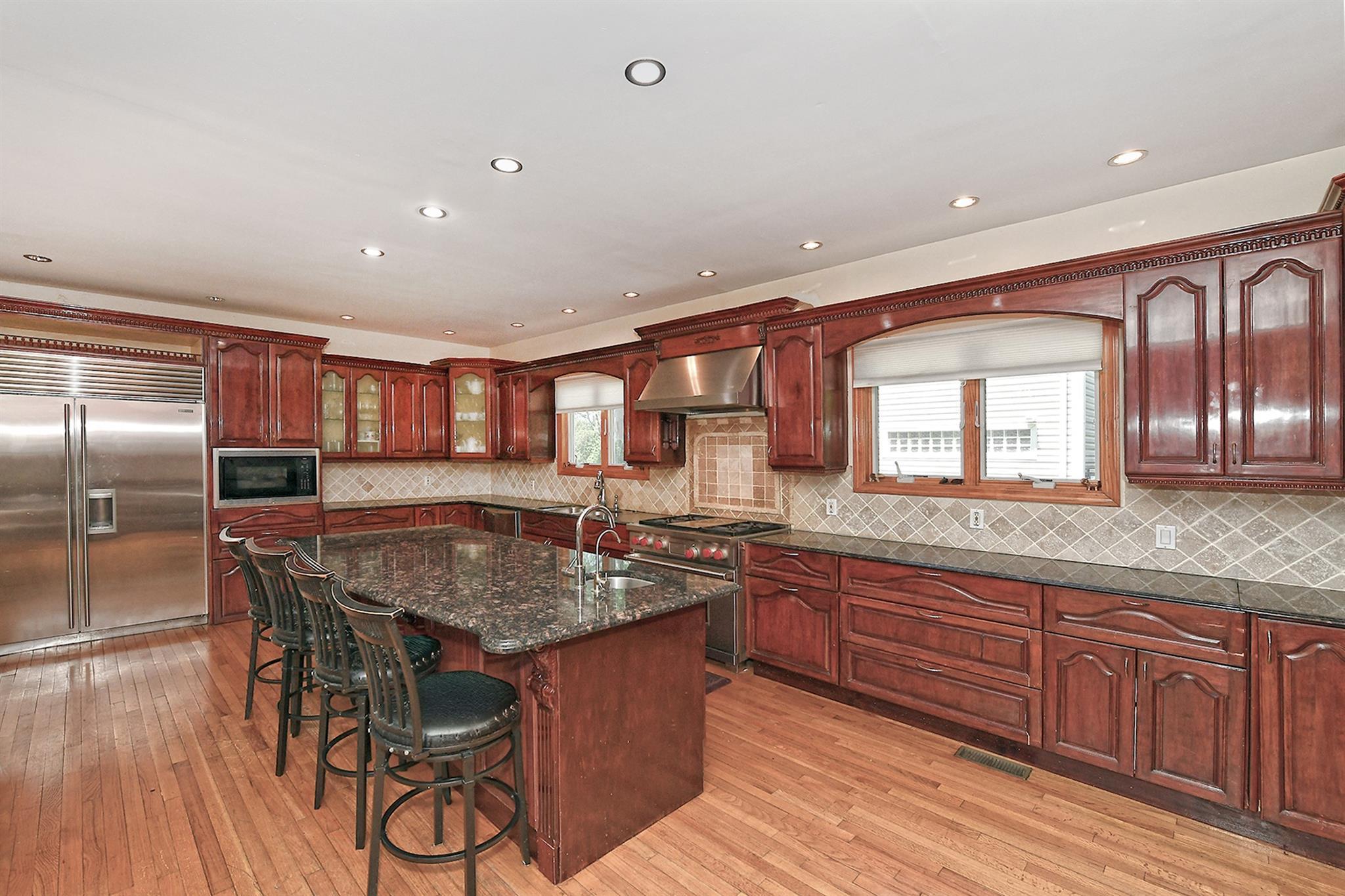 Single Family Sandy  Nassau County, NY 11530, MLS-864393-11