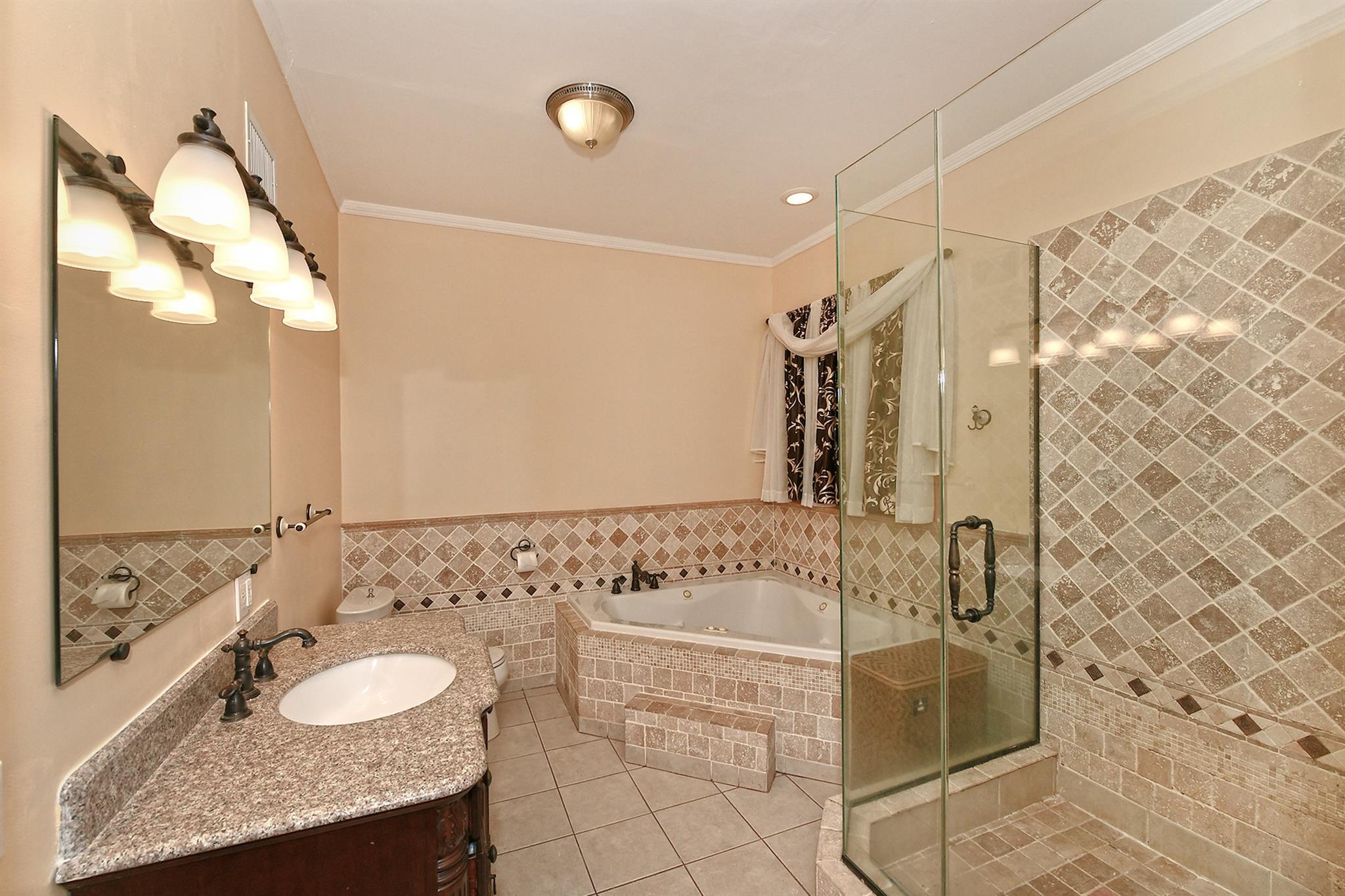 Single Family Sandy  Nassau County, NY 11530, MLS-864393-17
