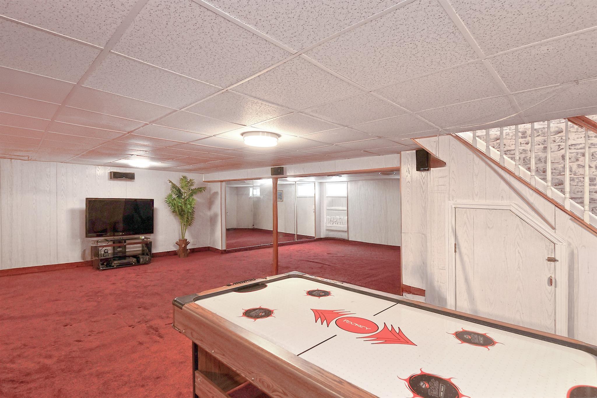 Single Family Sandy  Nassau County, NY 11530, MLS-864393-30