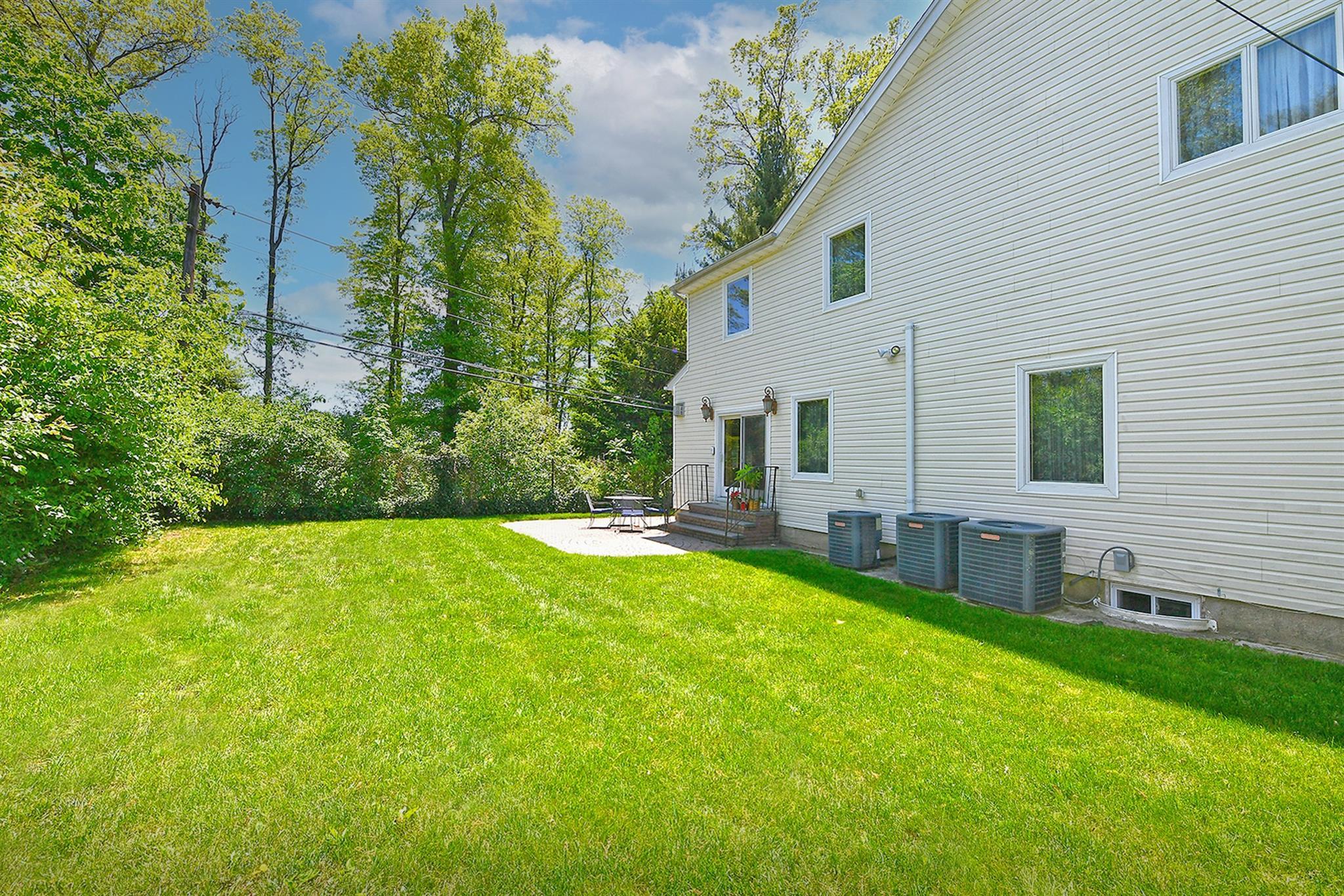 Single Family Sandy  Nassau County, NY 11530, MLS-864393-33