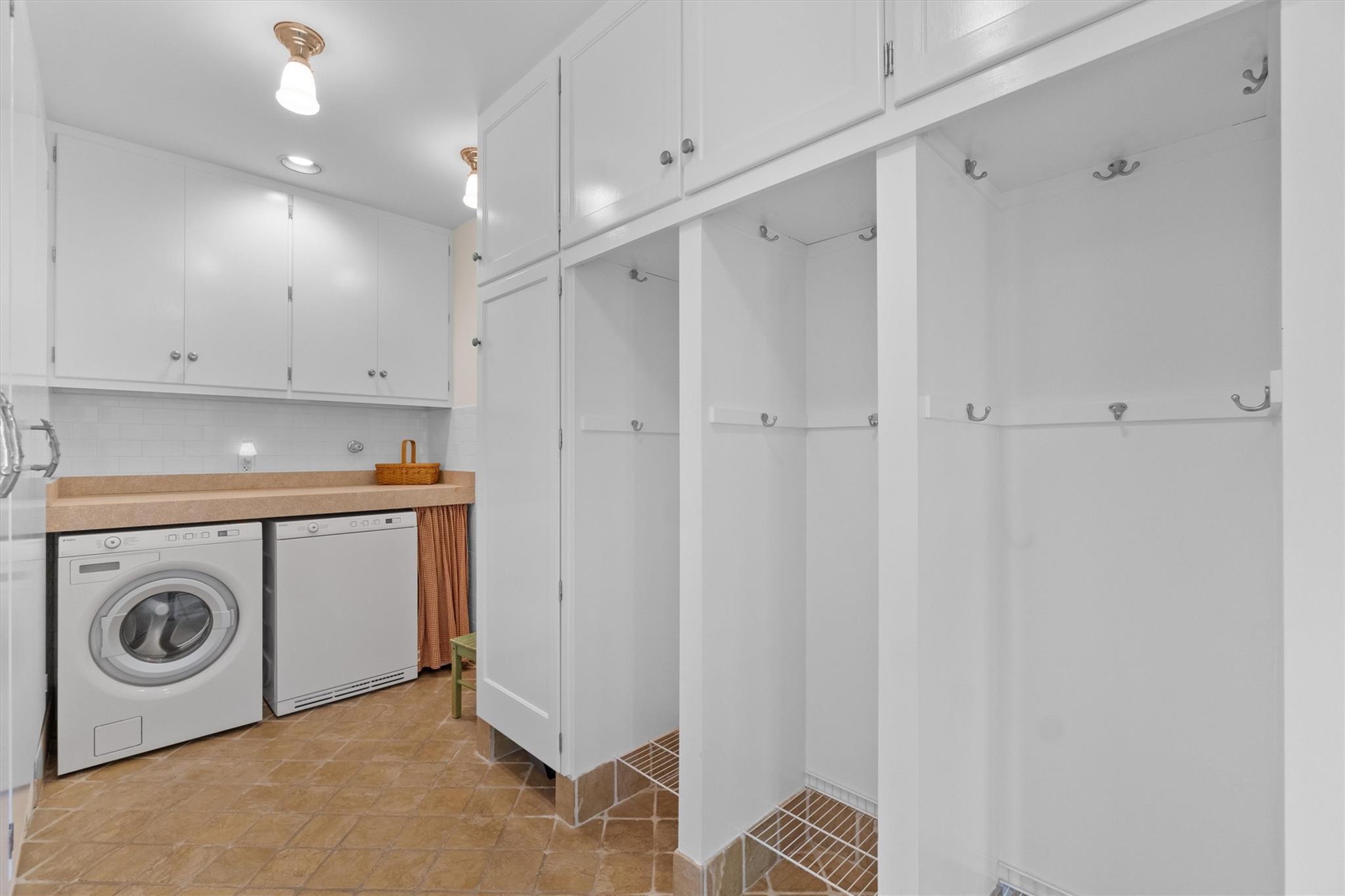 Single Family Hilltop  Westchester County, NY 10598, MLS-864406-26