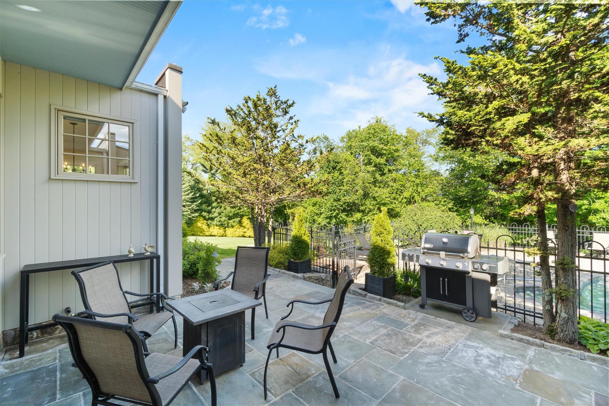 Single Family Hilltop  Westchester County, NY 10598, MLS-864406-39
