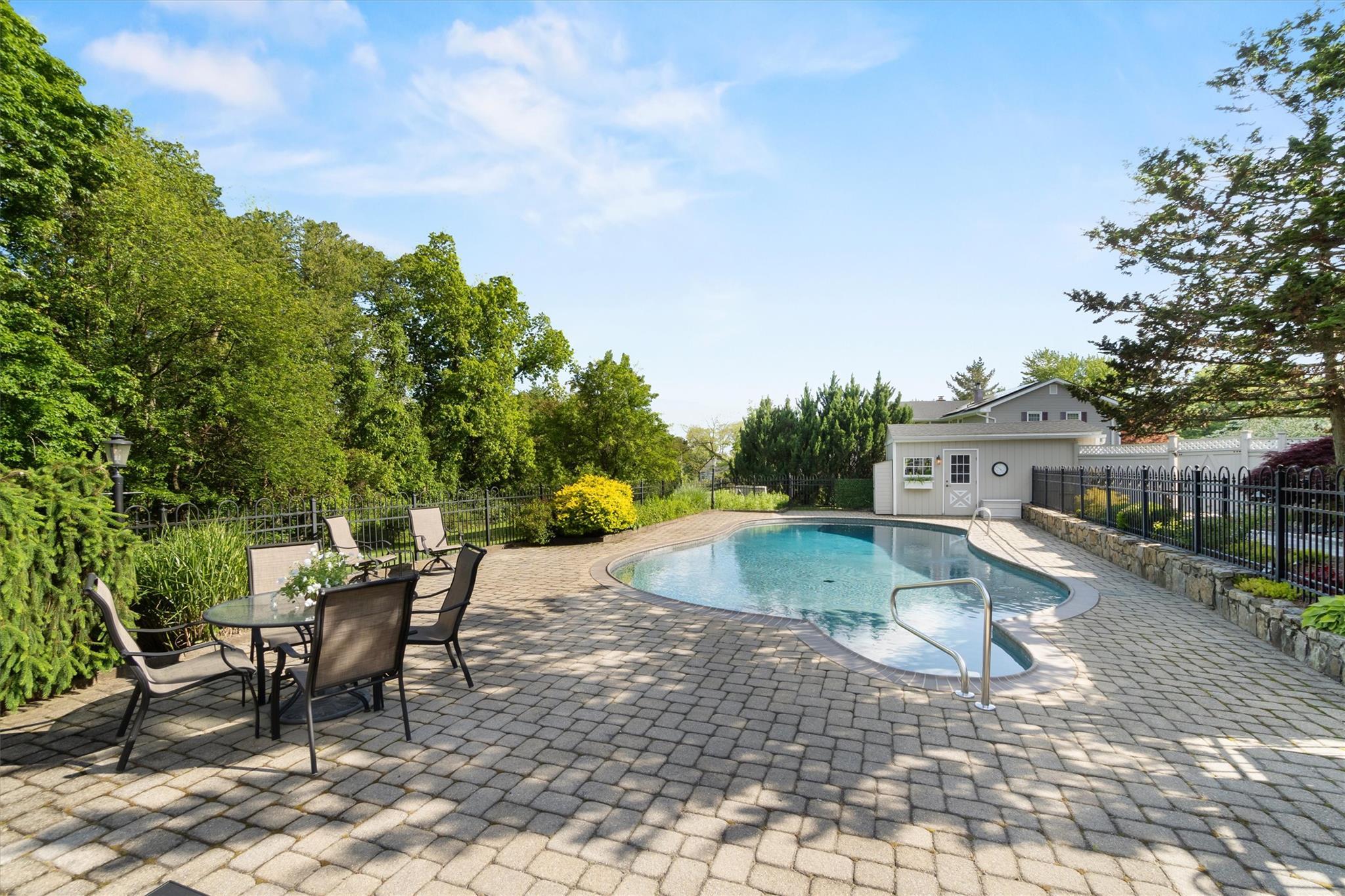Single Family Hilltop  Westchester County, NY 10598, MLS-864406-40