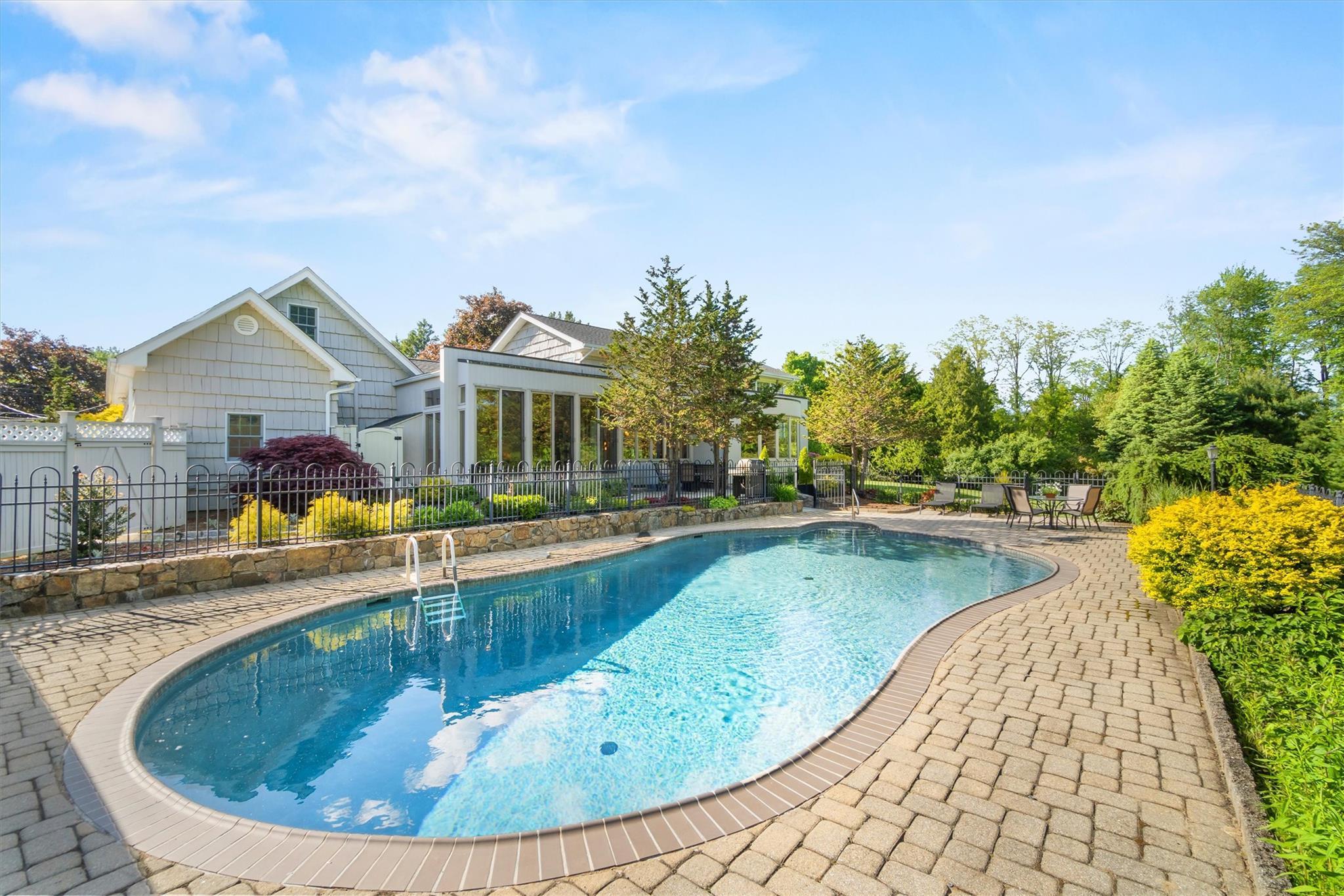 Single Family Hilltop  Westchester County, NY 10598, MLS-864406-42