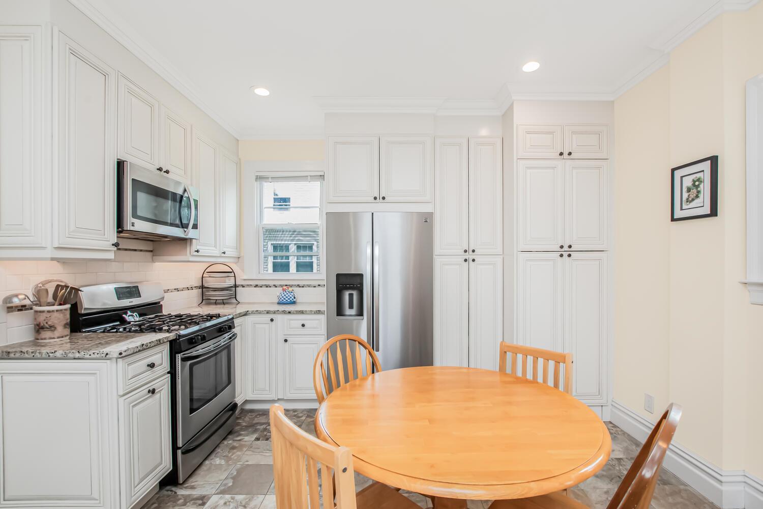 Single Family Lee  Westchester County, NY 10705, MLS-864412-15