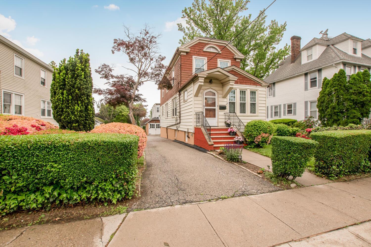 Single Family Lee  Westchester County, NY 10705, MLS-864412-3