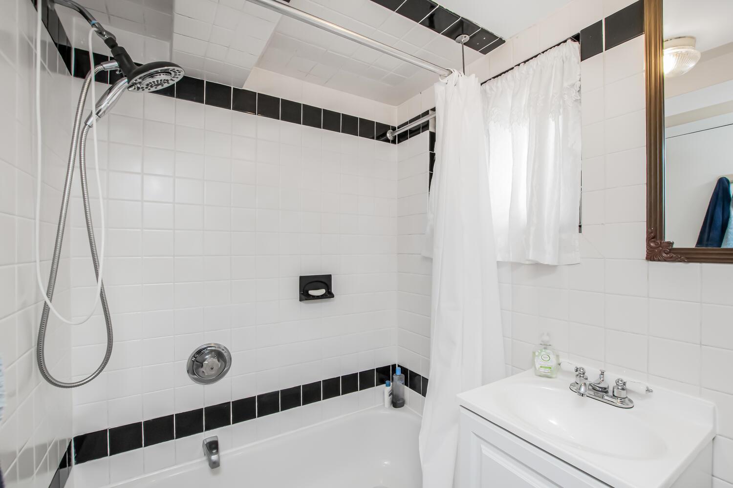Single Family Lee  Westchester County, NY 10705, MLS-864412-32