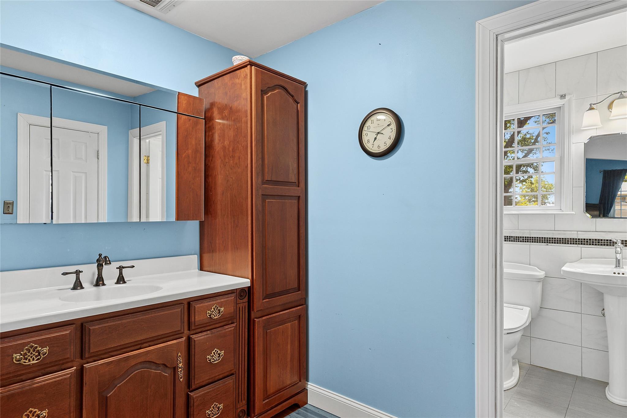 Single Family Lt John Olsen  Suffolk County, NY 11780, MLS-864417-15