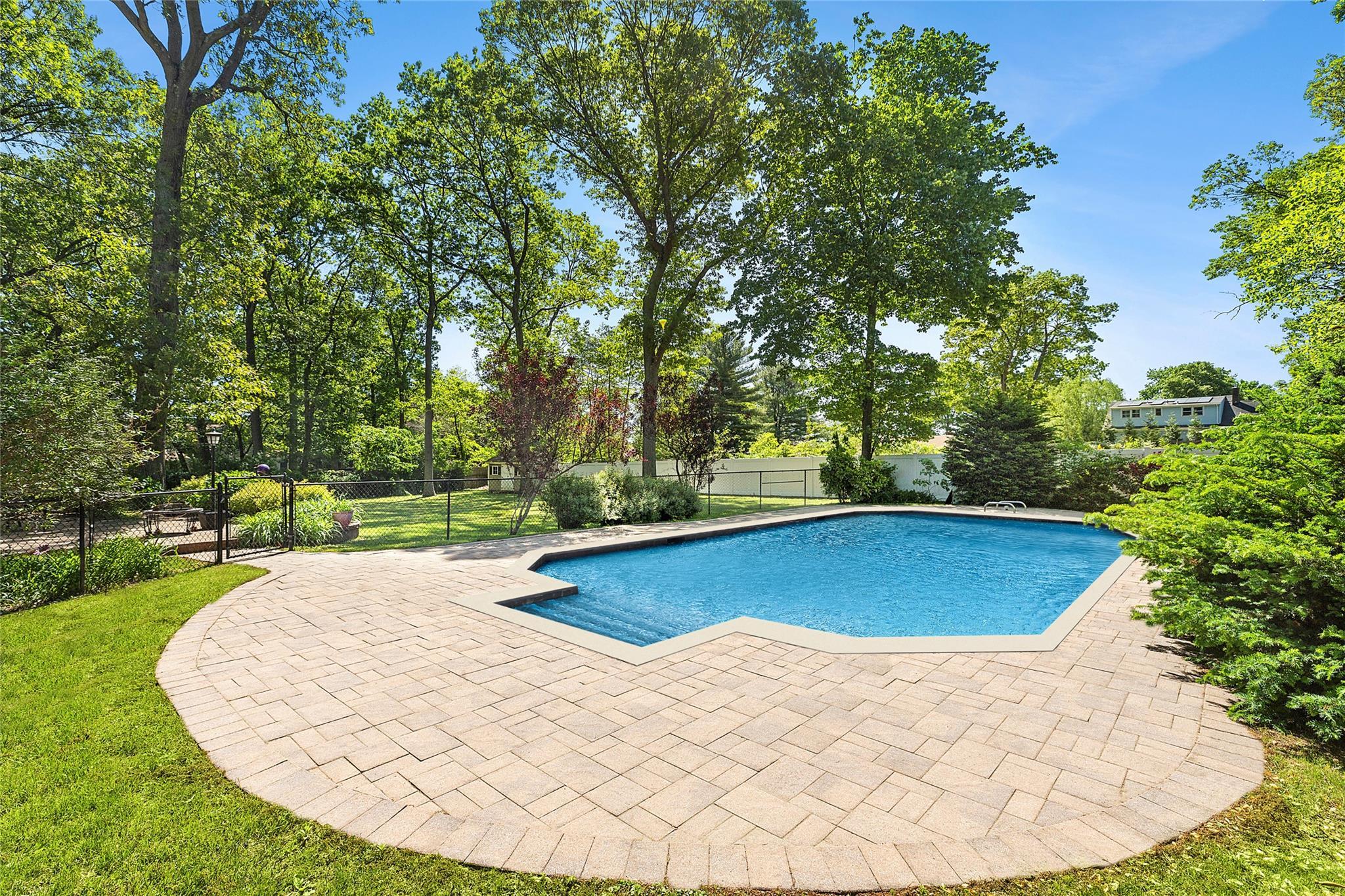Single Family Lt John Olsen  Suffolk County, NY 11780, MLS-864417-23