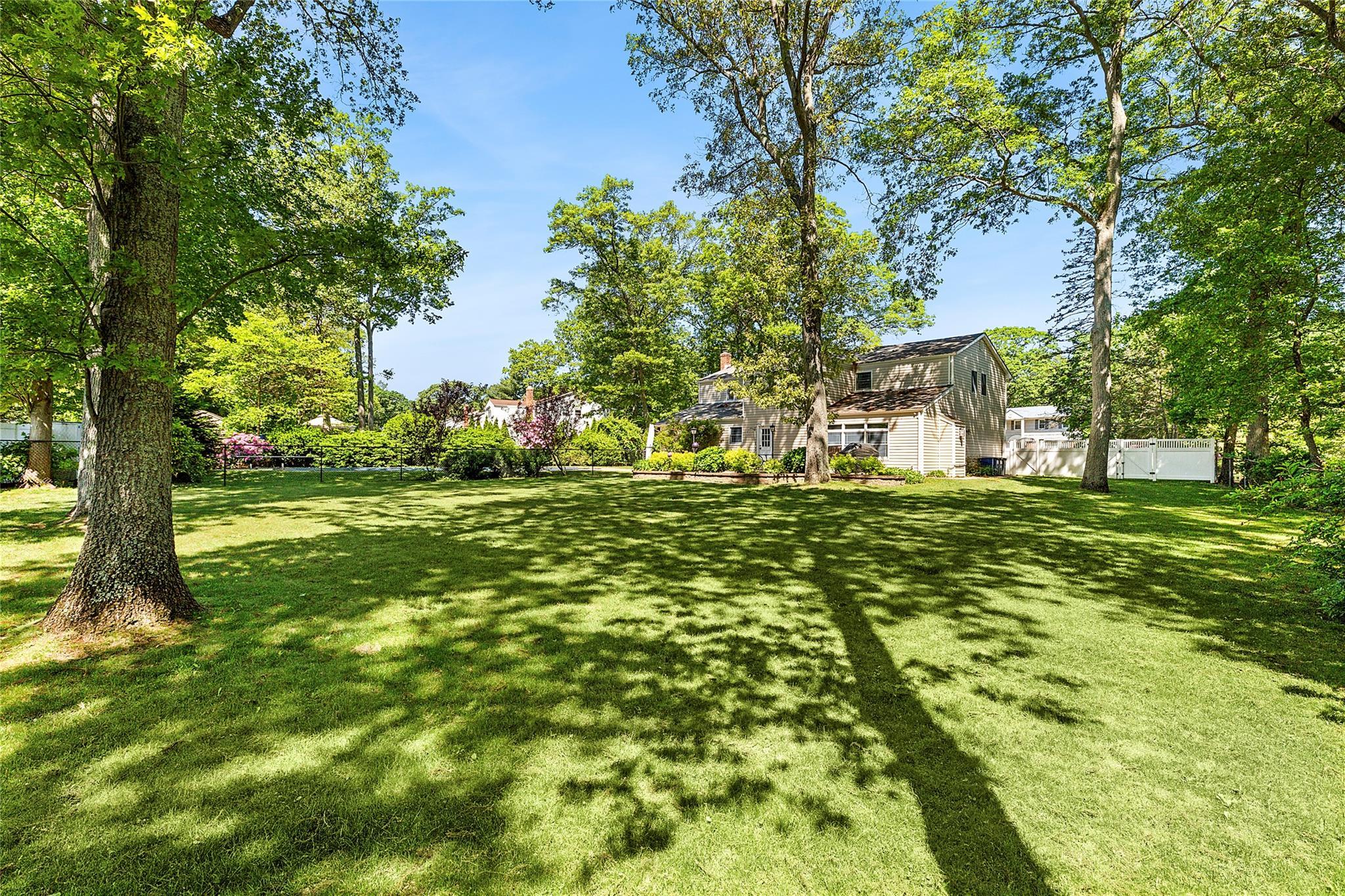 Single Family Lt John Olsen  Suffolk County, NY 11780, MLS-864417-24