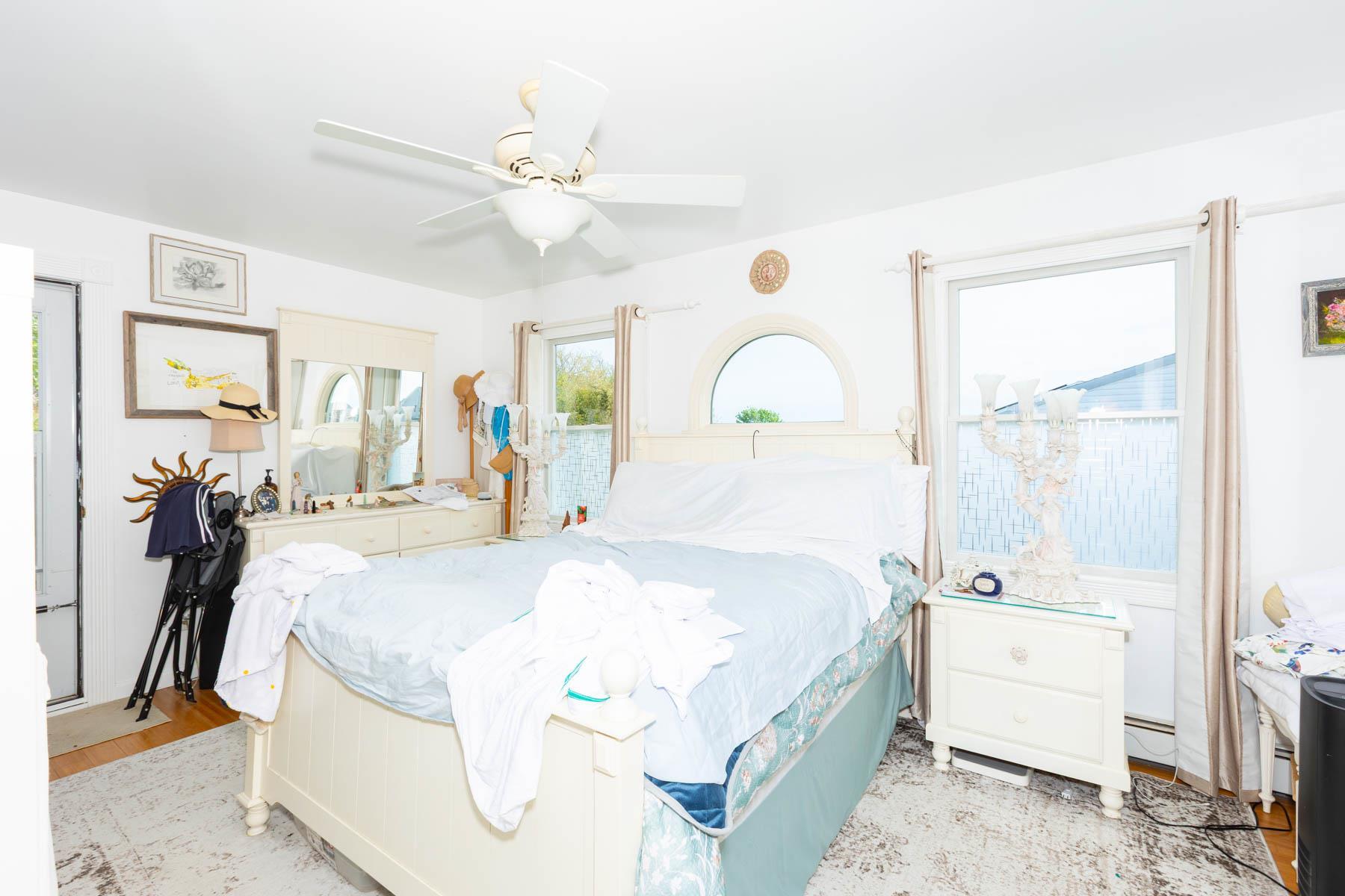 Single Family Bay  Suffolk County, NY 11795, MLS-864420-13