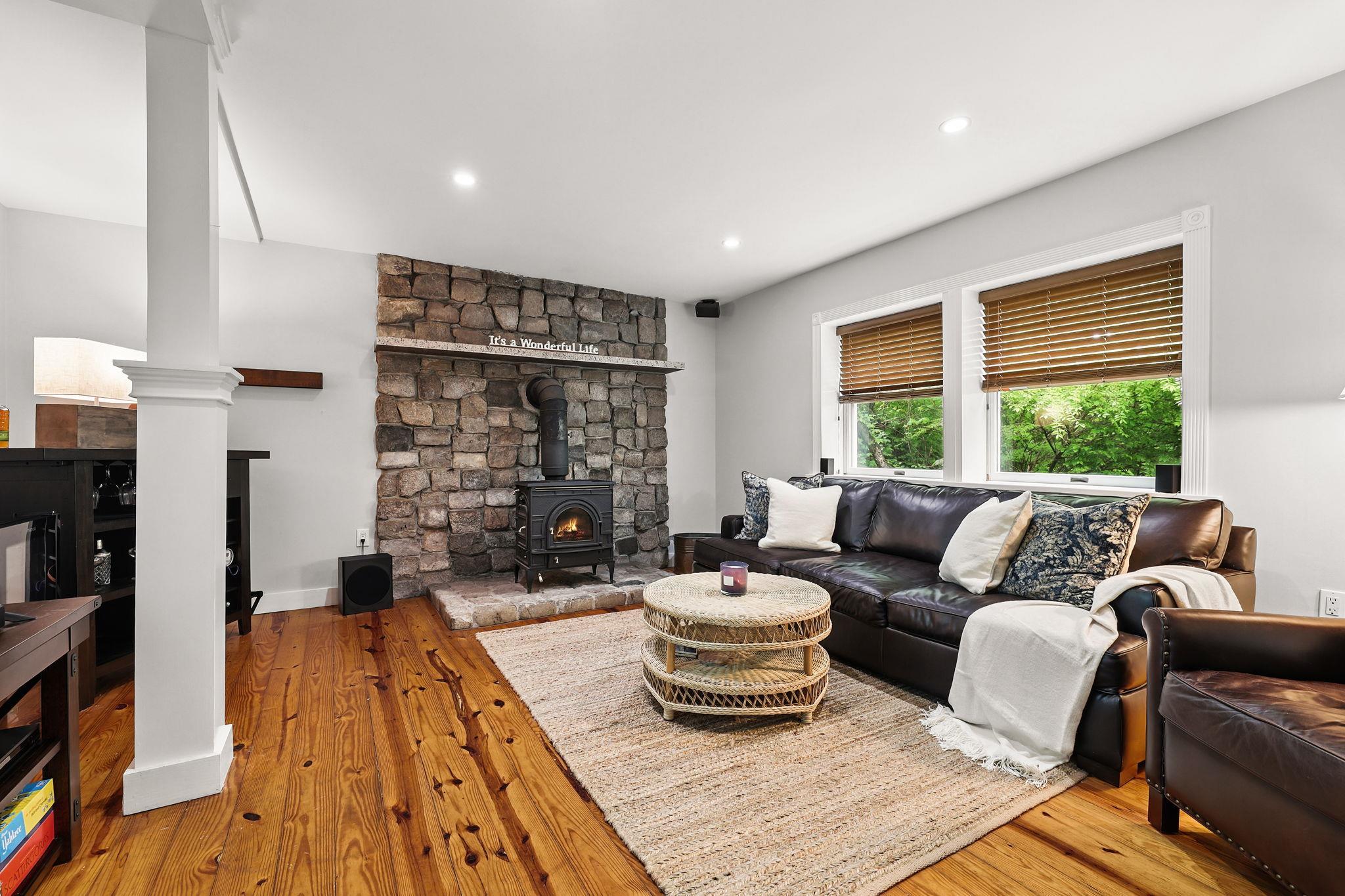 Single Family Saint Joans  Rockland County, NY 10974, MLS-864430-28
