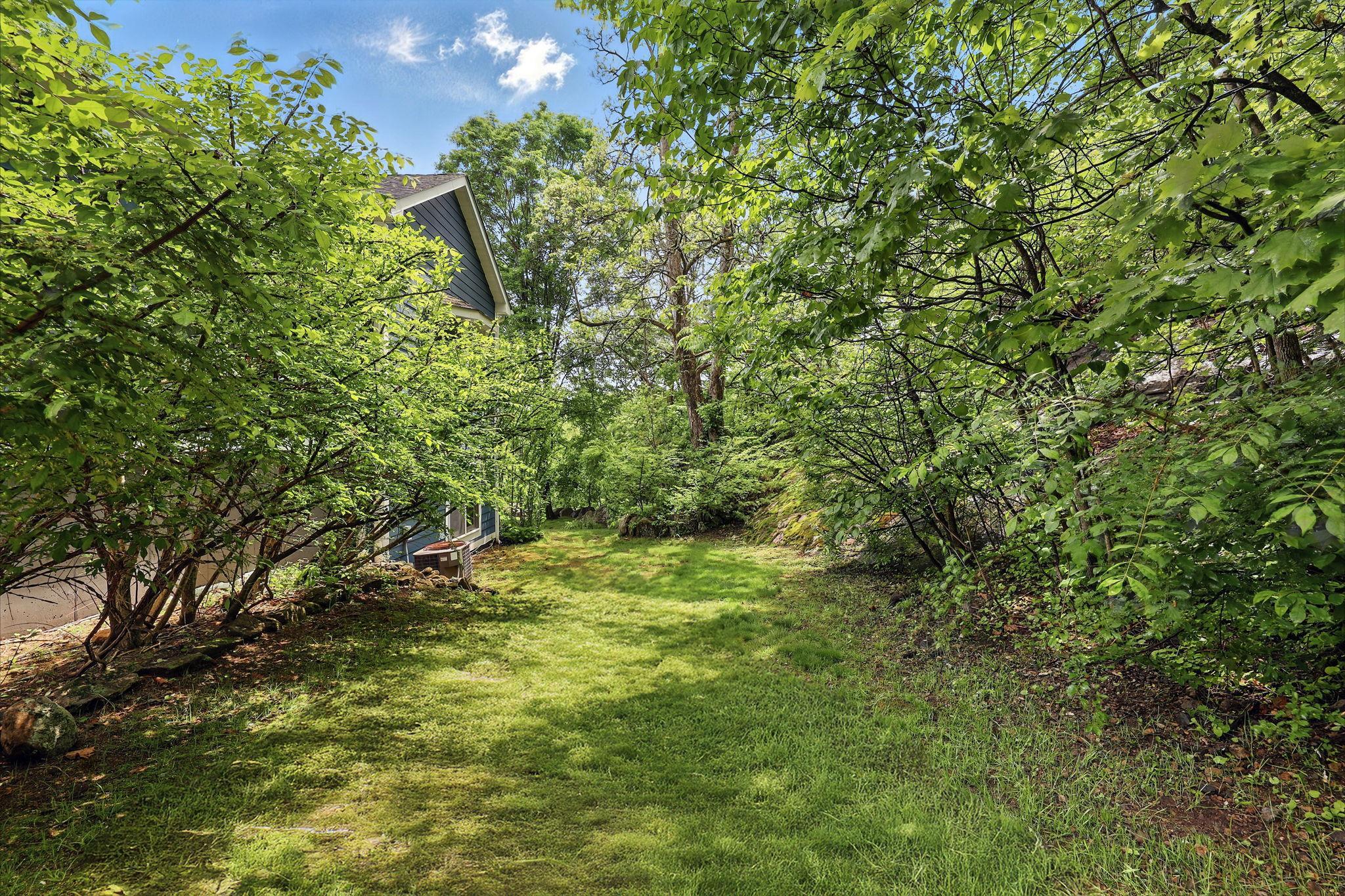 Single Family Saint Joans  Rockland County, NY 10974, MLS-864430-41