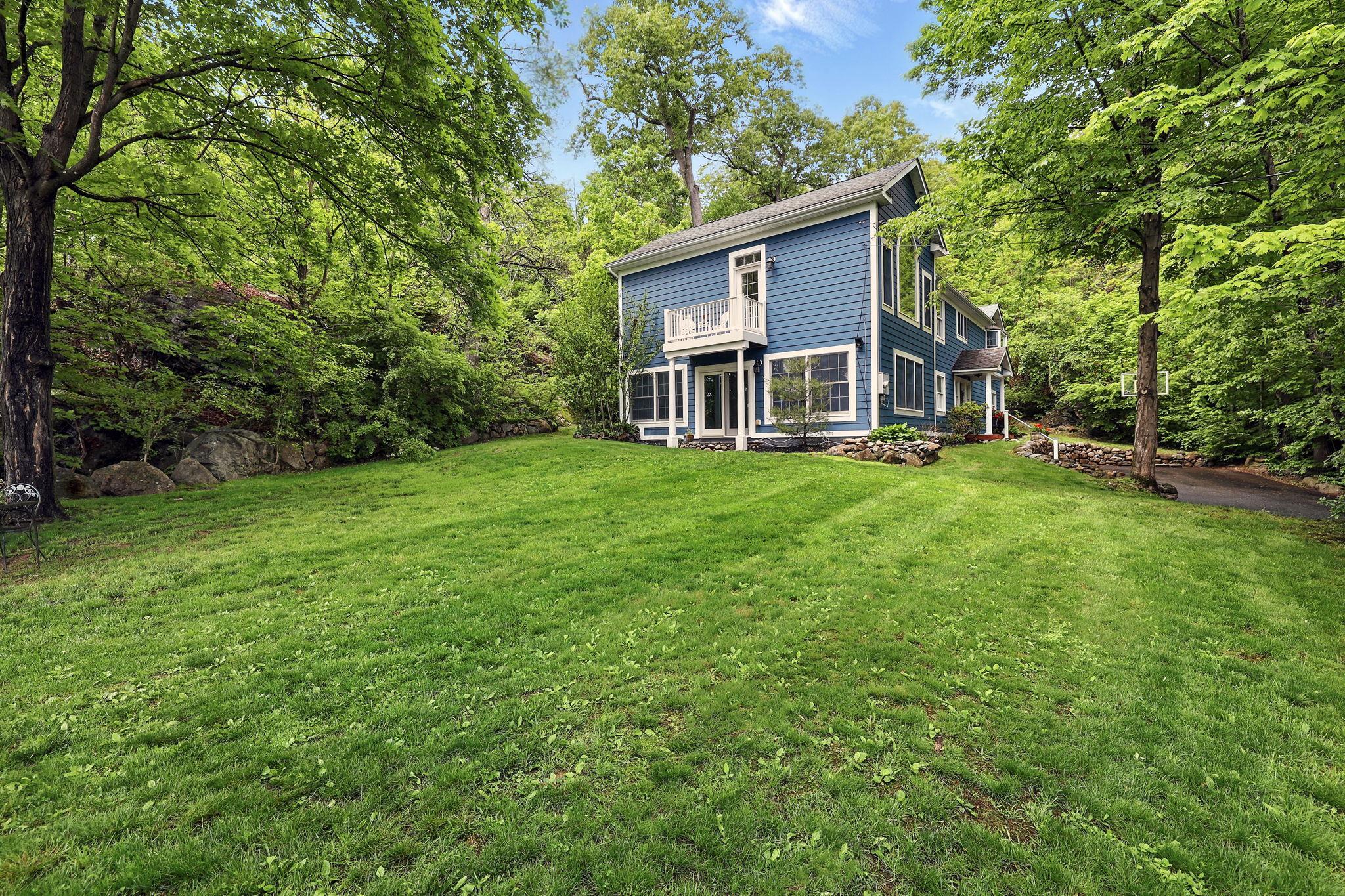 Single Family Saint Joans  Rockland County, NY 10974, MLS-864430-44