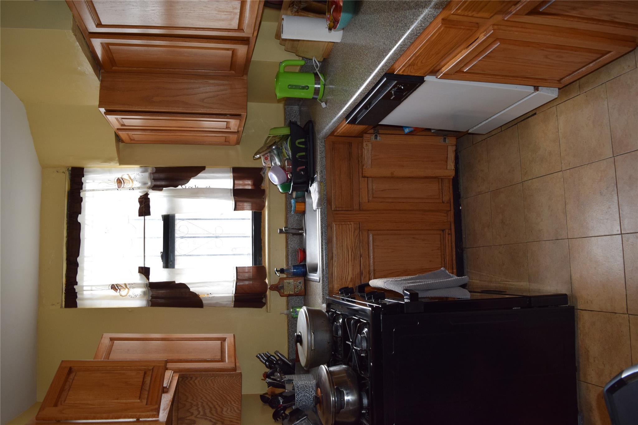 Single Family 77  Queens, NY 11367, MLS-864442-5