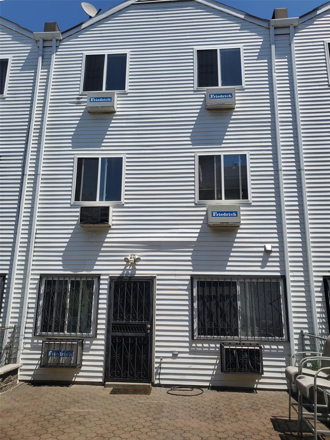Single Family White Plains  Bronx, NY 10473, MLS-864457-12