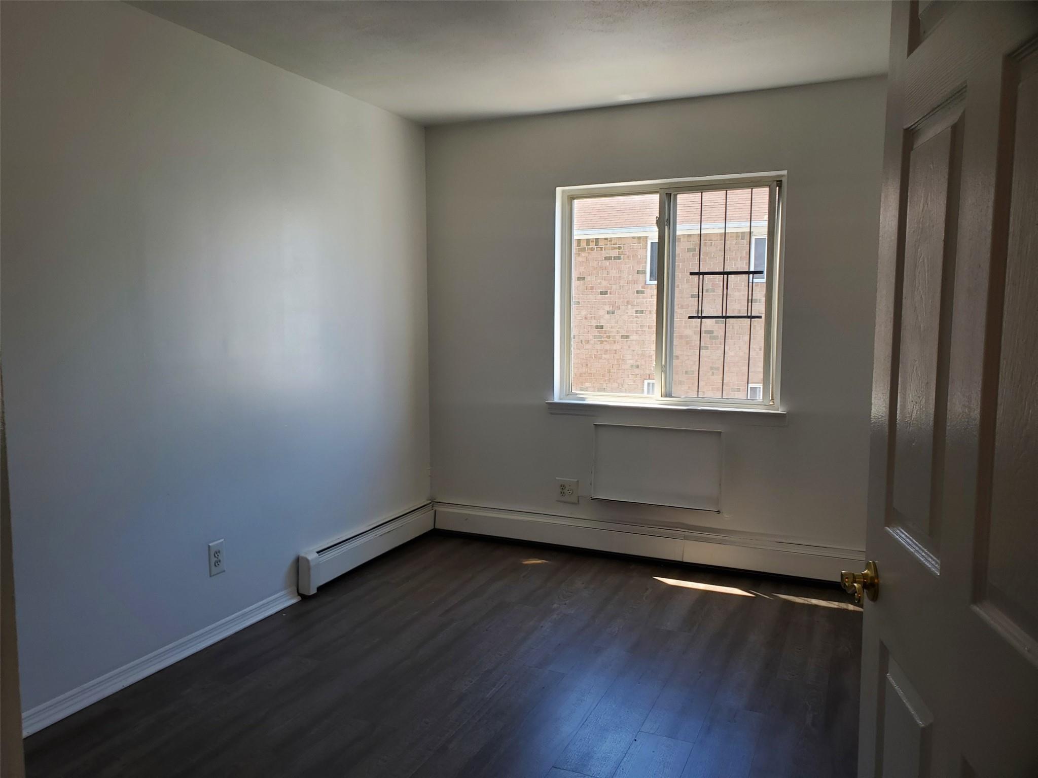 Single Family White Plains  Bronx, NY 10473, MLS-864457-25