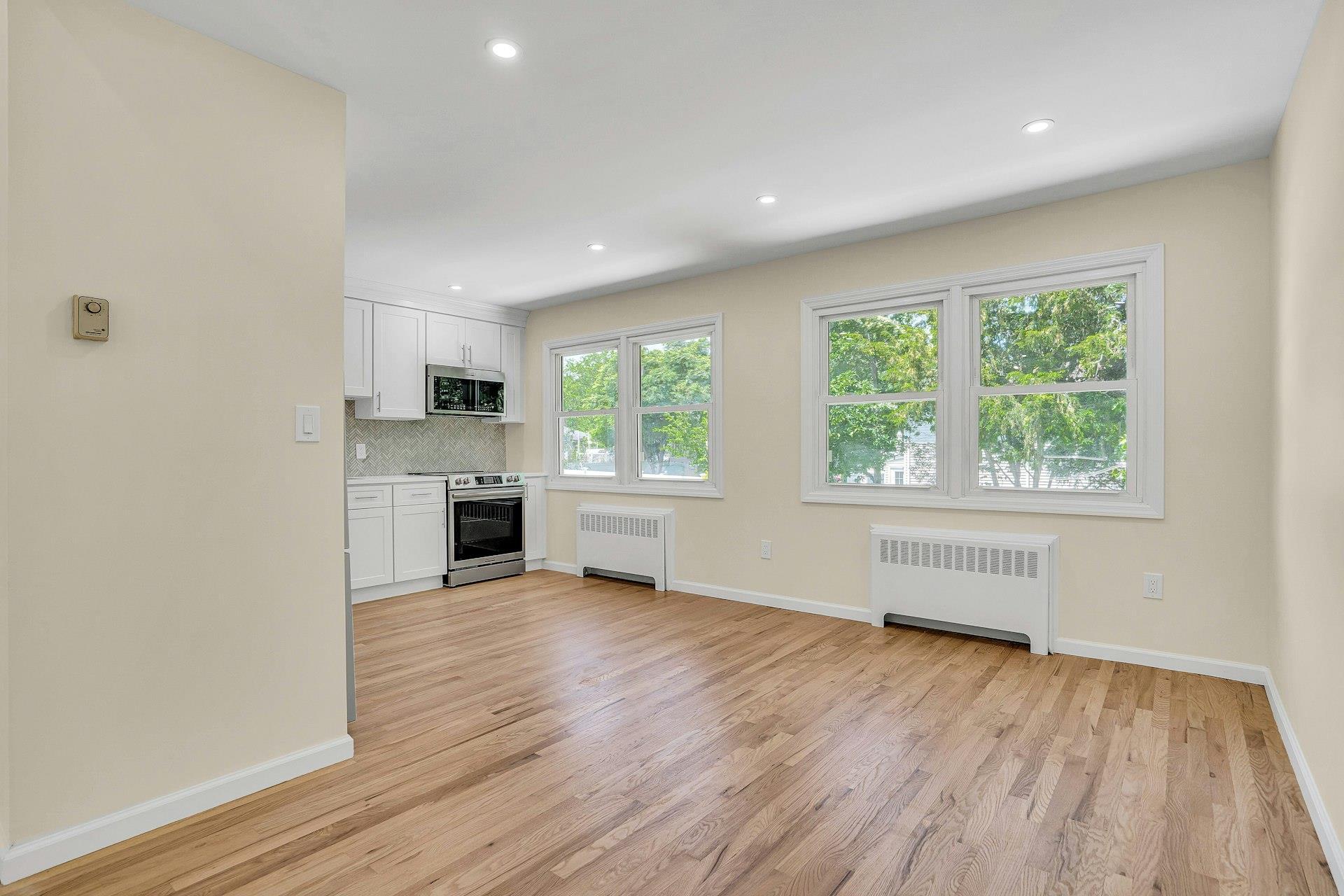 Single Family Pasture  Suffolk County, NY 11725, MLS-864462-8