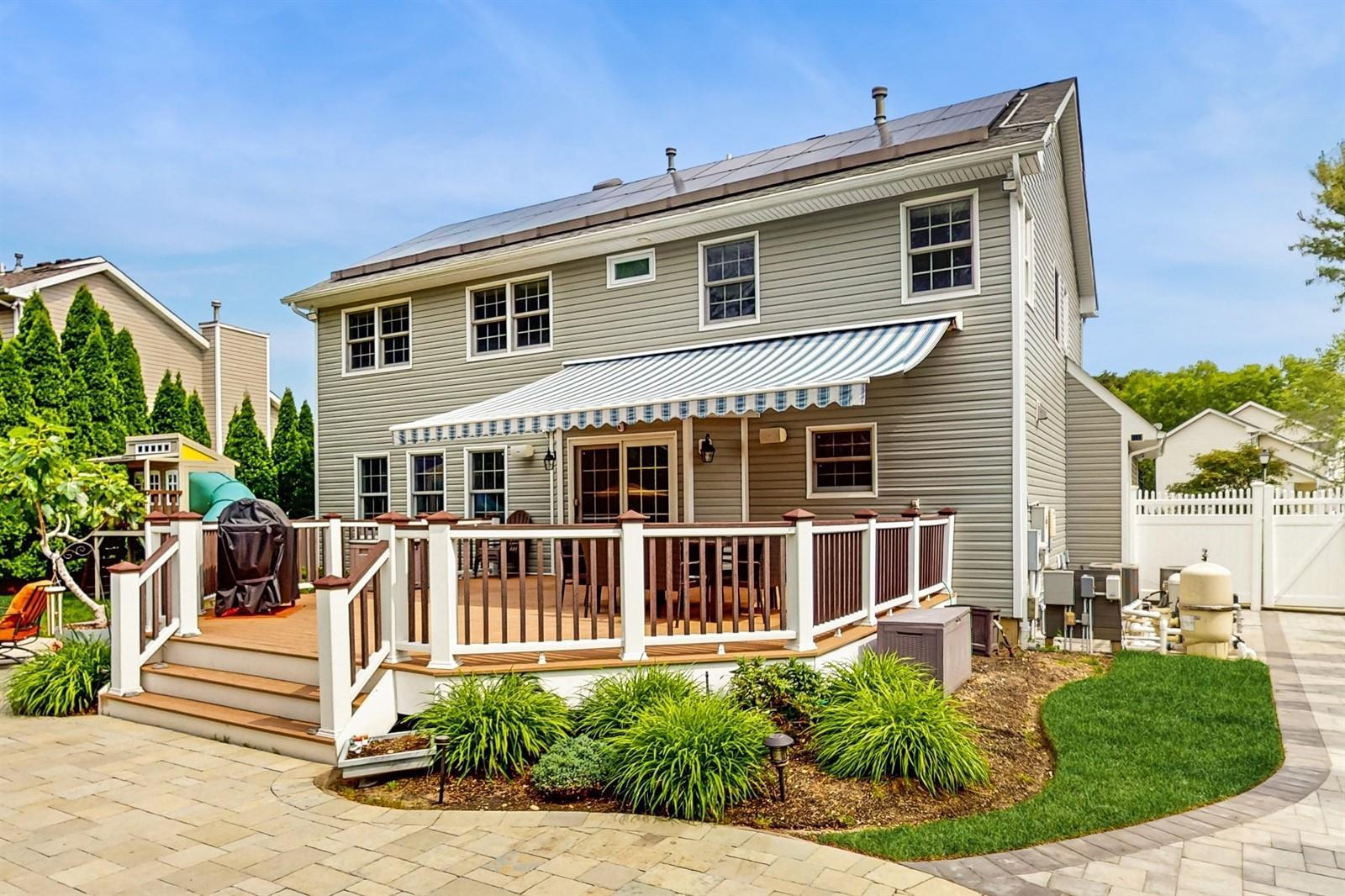 Single Family Long House  Suffolk County, NY 11725, MLS-864471-27