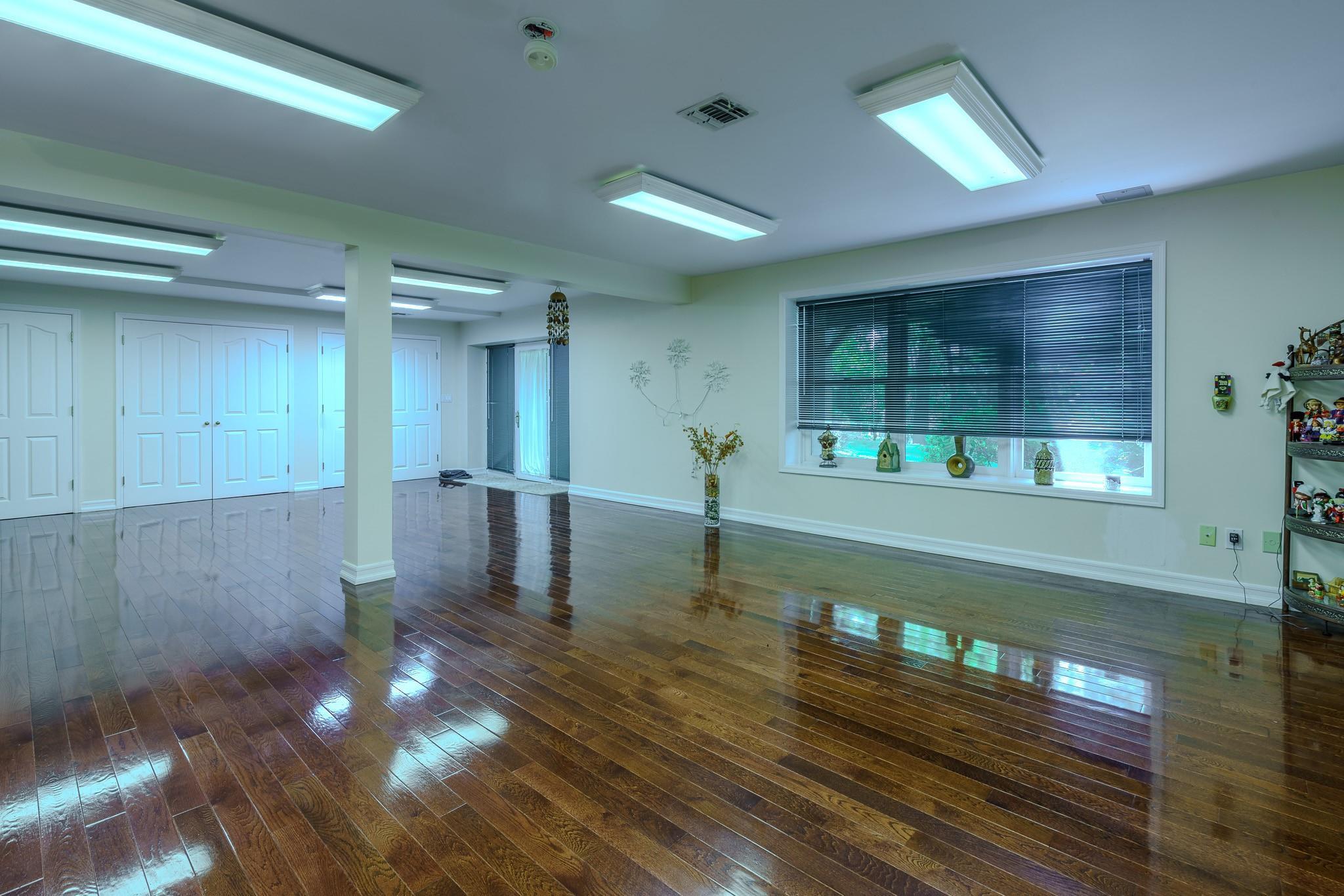 Condo Toftree  Nassau County, NY 11576, MLS-864486-19