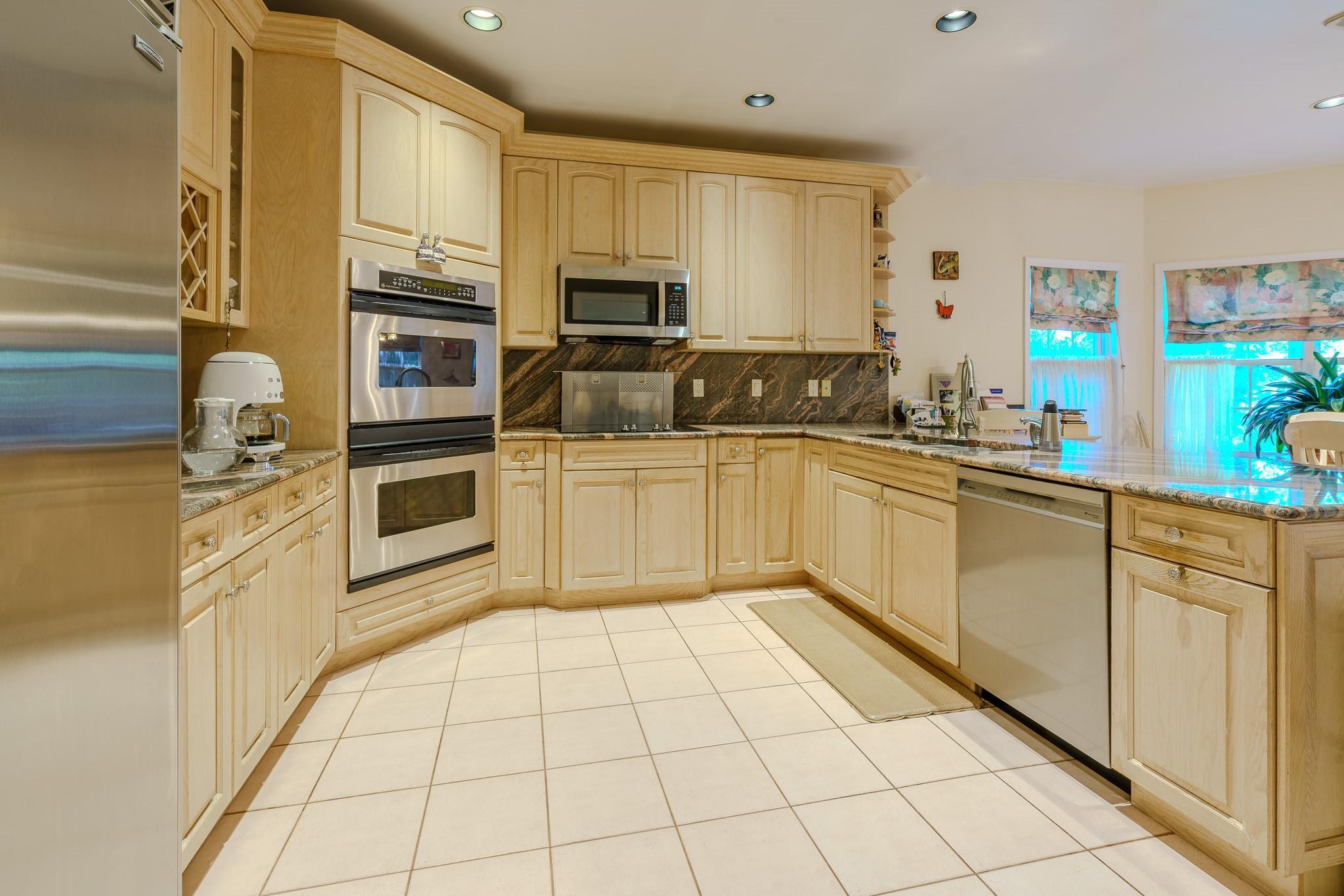 Condo Toftree  Nassau County, NY 11576, MLS-864486-7