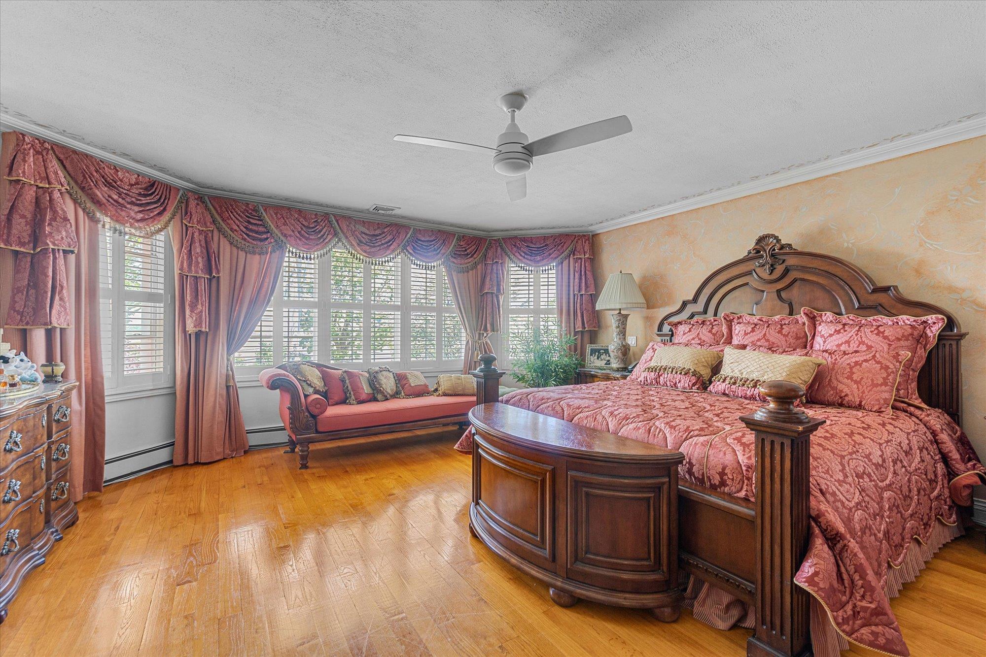 Single Family Point  Queens, NY 11357, MLS-864502-13