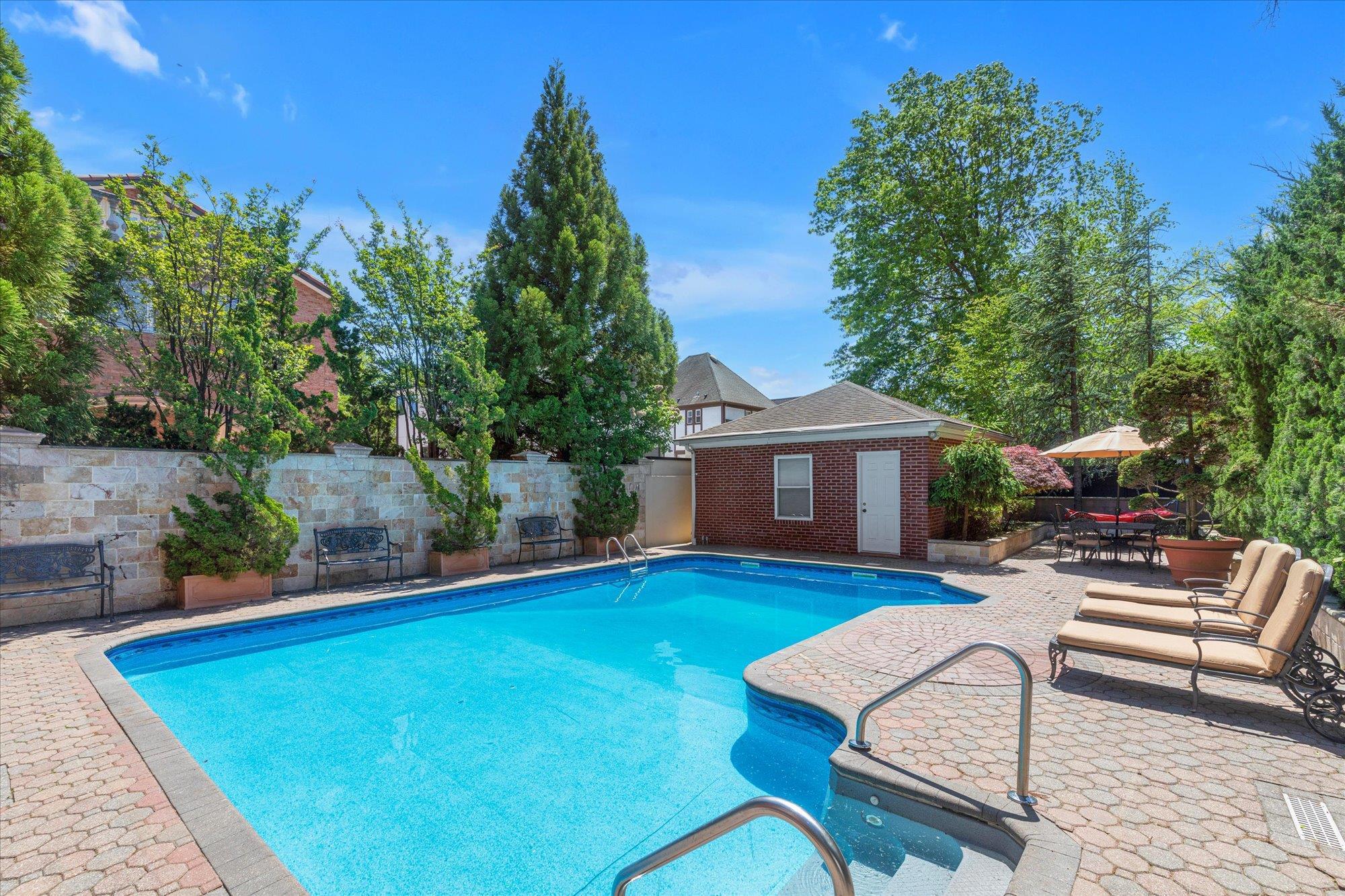 Single Family Point  Queens, NY 11357, MLS-864502-23