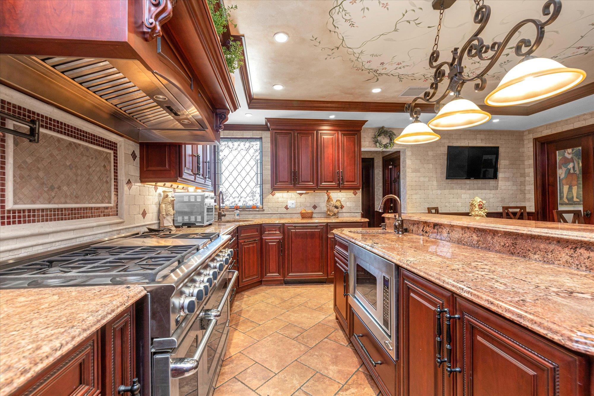 Single Family Point  Queens, NY 11357, MLS-864502-8