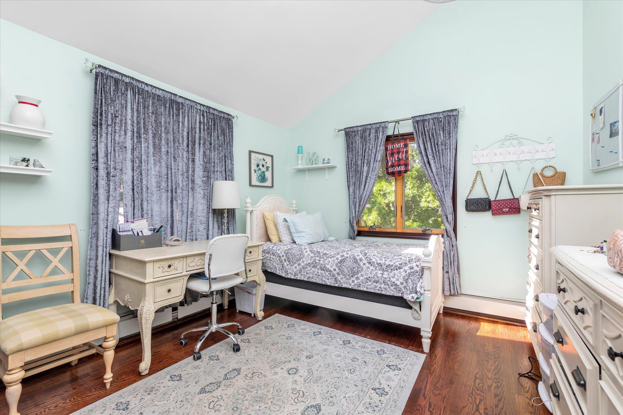 Single Family Orient  Queens, NY 11363, MLS-864512-14