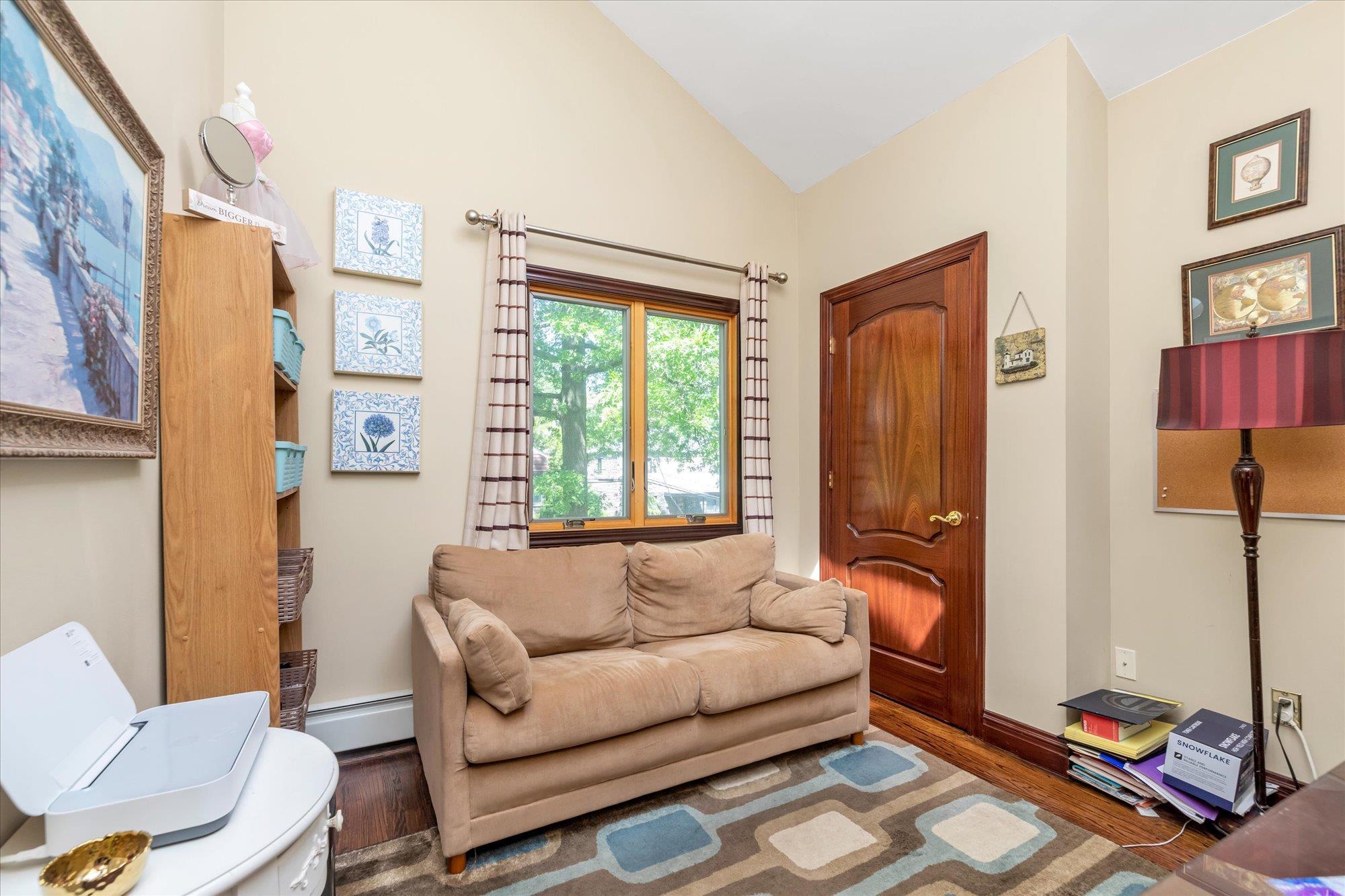 Single Family Orient  Queens, NY 11363, MLS-864512-15