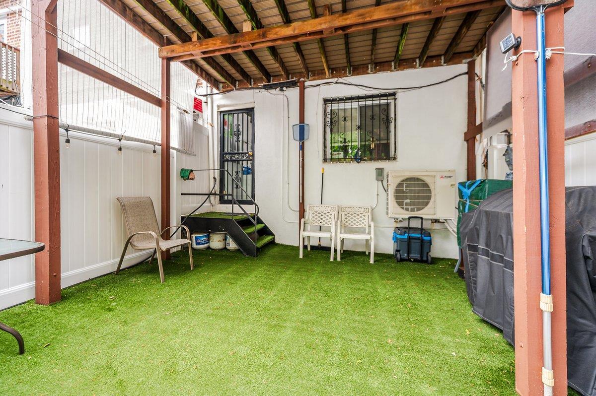 Single Family Stedman  Bronx, NY 10469, MLS-864514-15