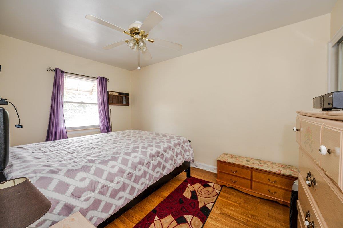 Single Family Stedman  Bronx, NY 10469, MLS-864514-17