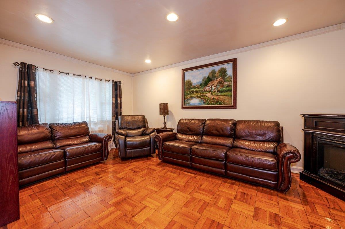 Single Family Stedman  Bronx, NY 10469, MLS-864514-19