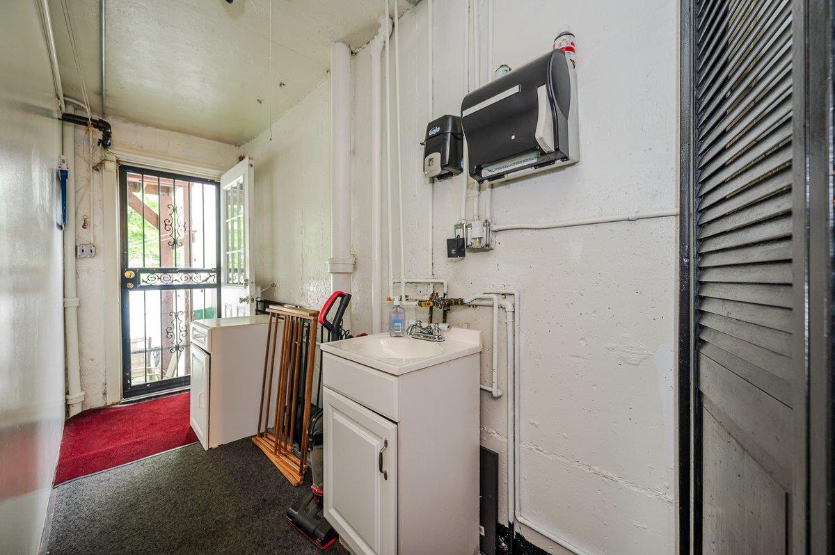 Single Family Stedman  Bronx, NY 10469, MLS-864514-26