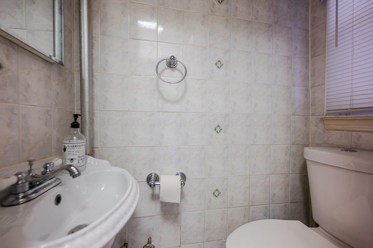 Single Family Stedman  Bronx, NY 10469, MLS-864514-4